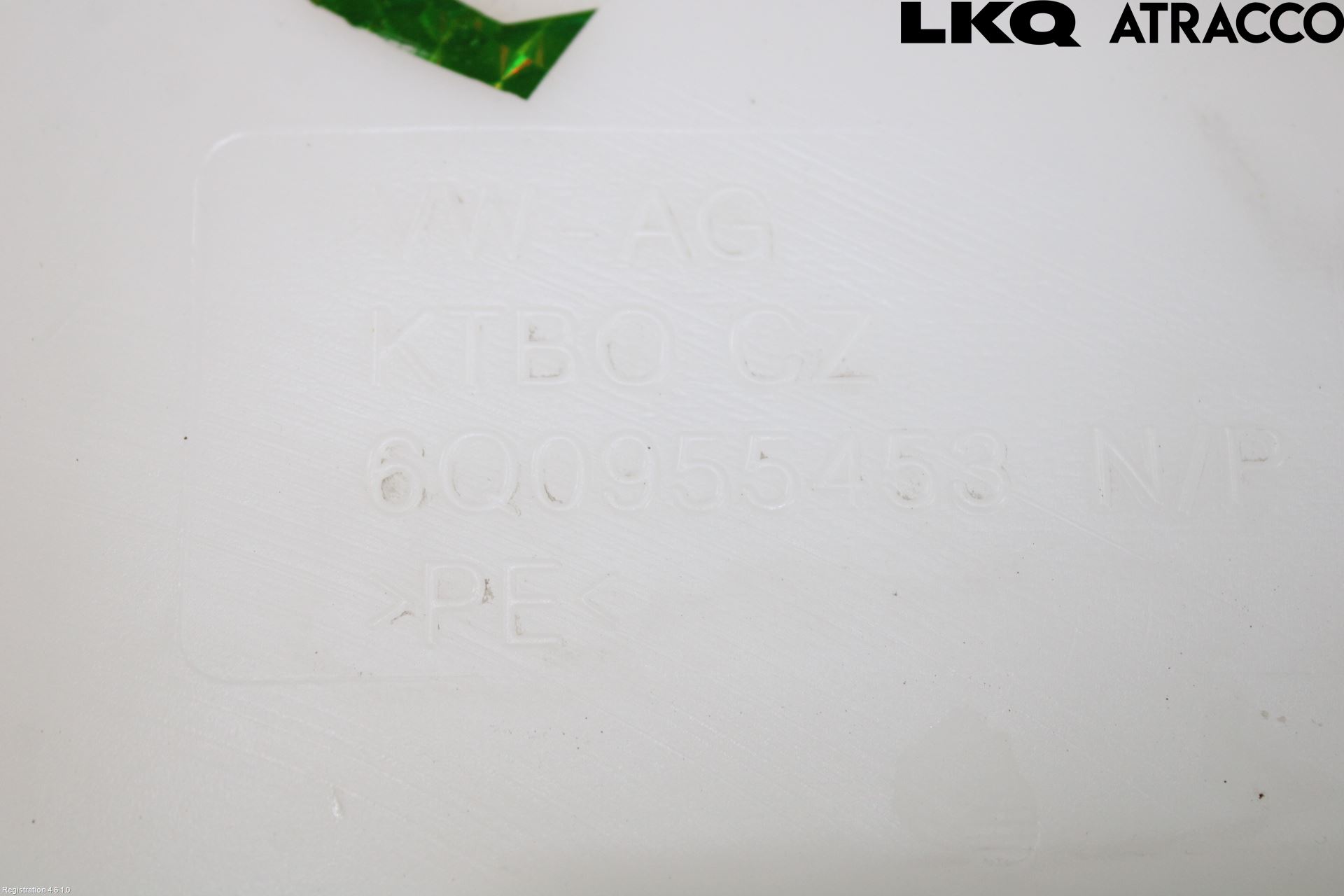 Skoda FABIA 99-07 Spylerbeholder Frontrute-Lykte