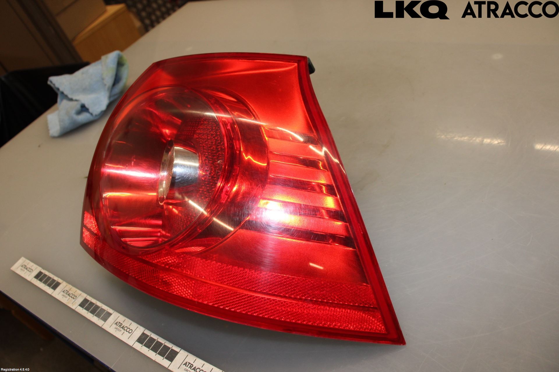 Volkswagen VW GOLF V 04-09 Baklykt Høyre
