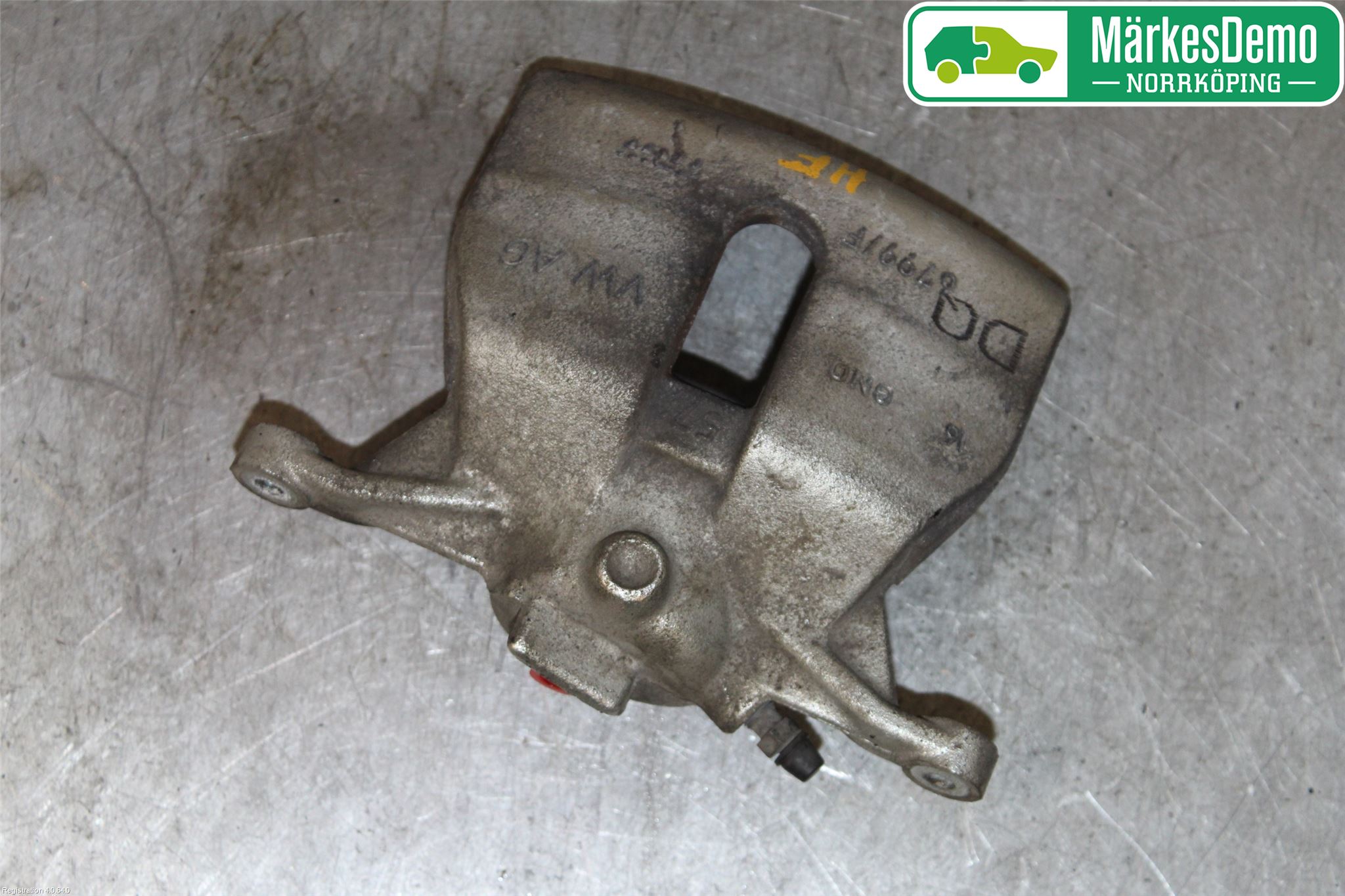 Volkswagen VW CADDY 16-20 Bremsecaliper Foran Høyre