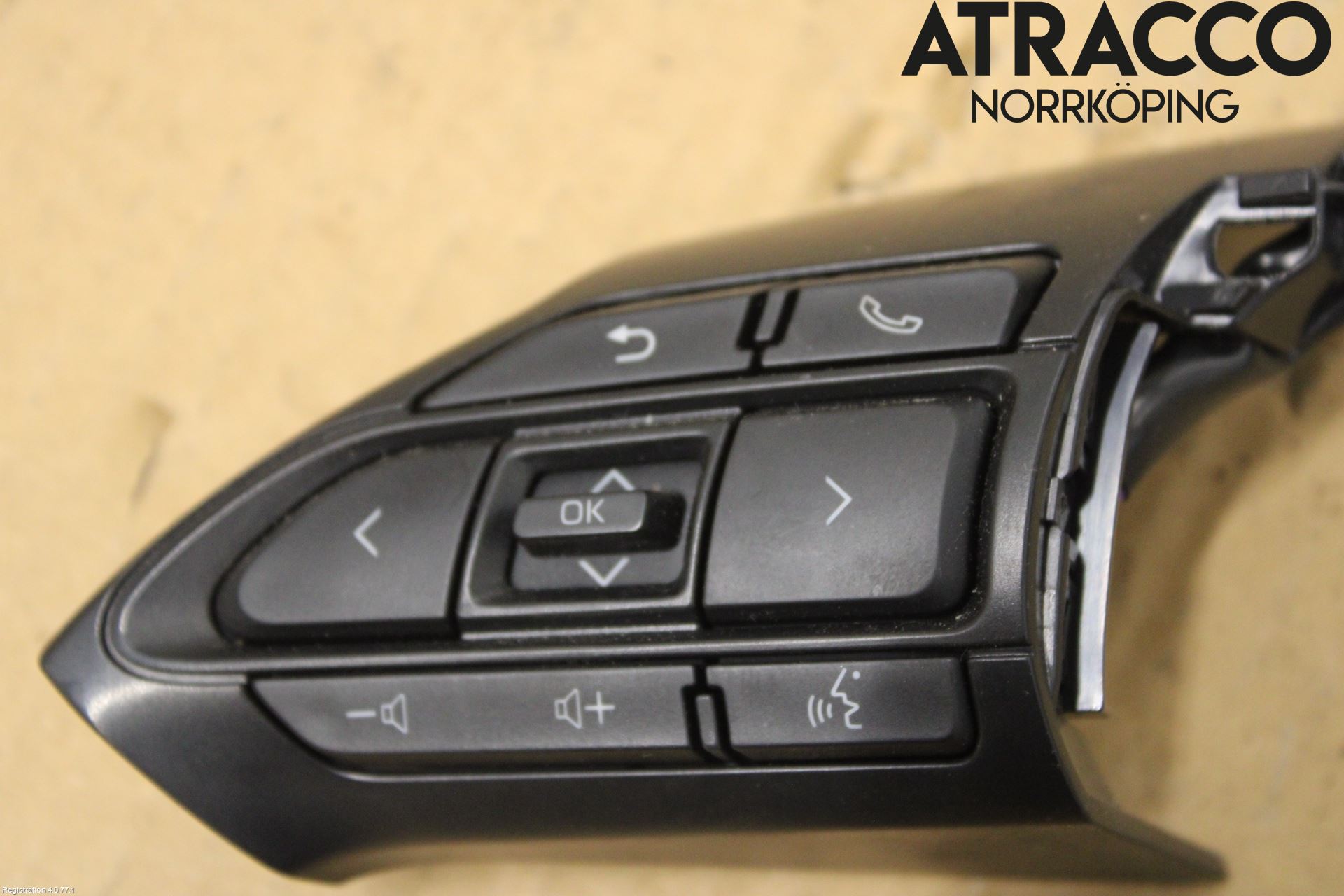 Toyota YARIS XP21 20- Bryter Ratt Radio-Stereo