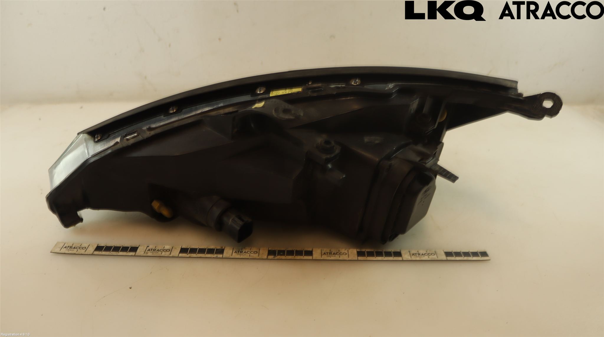 Ford FOCUS     99-04 Frontlykt Høyre