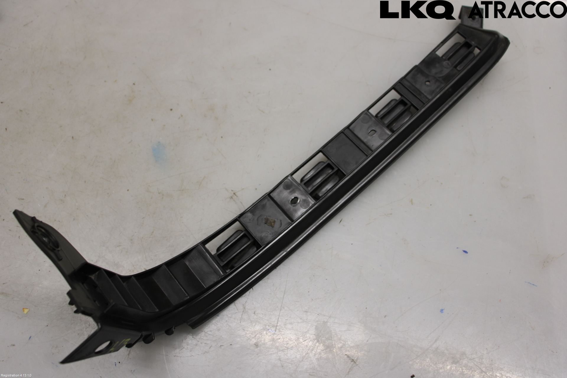 Volkswagen VW GOLF IV 98-06 Støtfangerfeste Bak Høyre