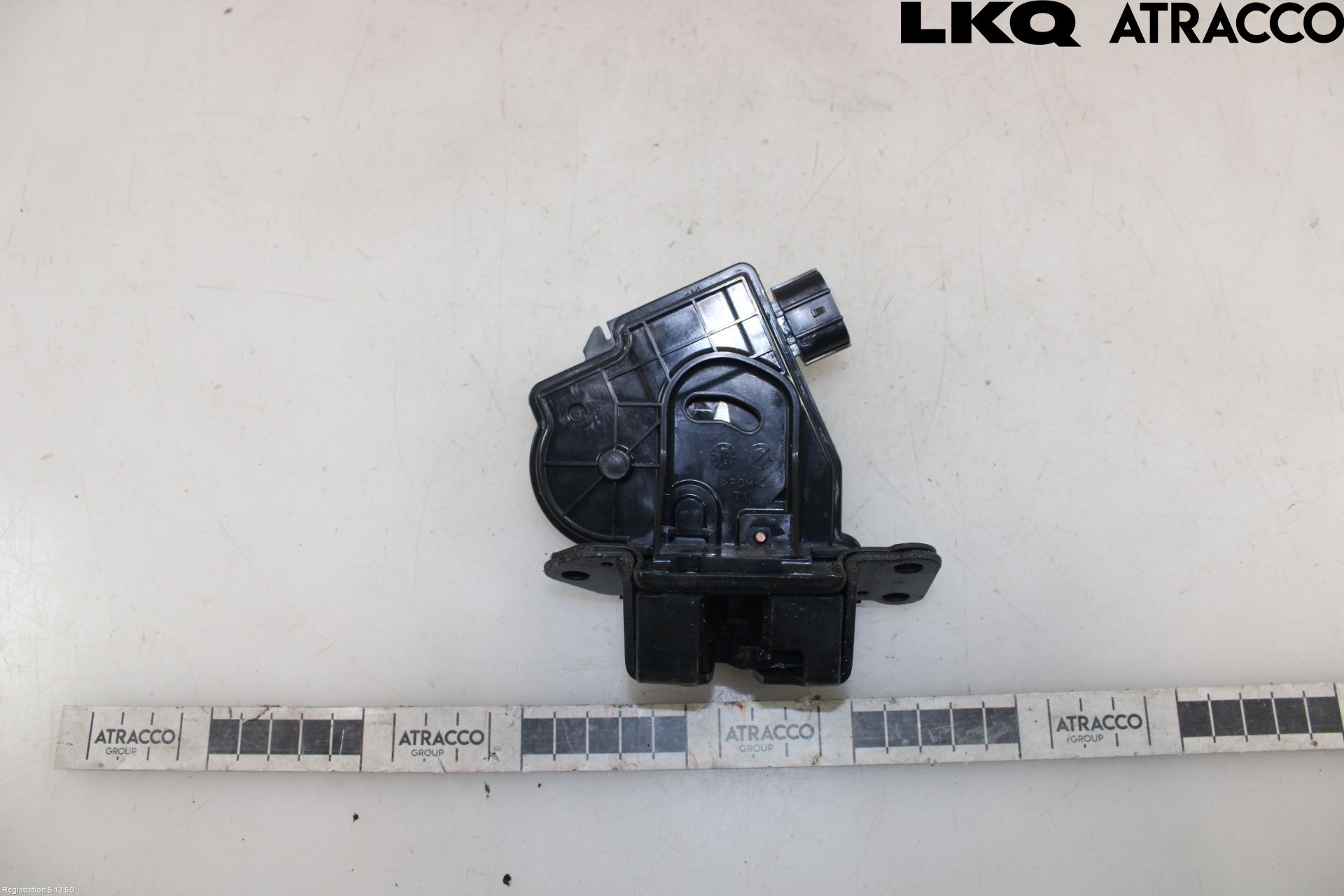 Toyota AURIS 10-12 Bakluke-Lokk Låsekasse