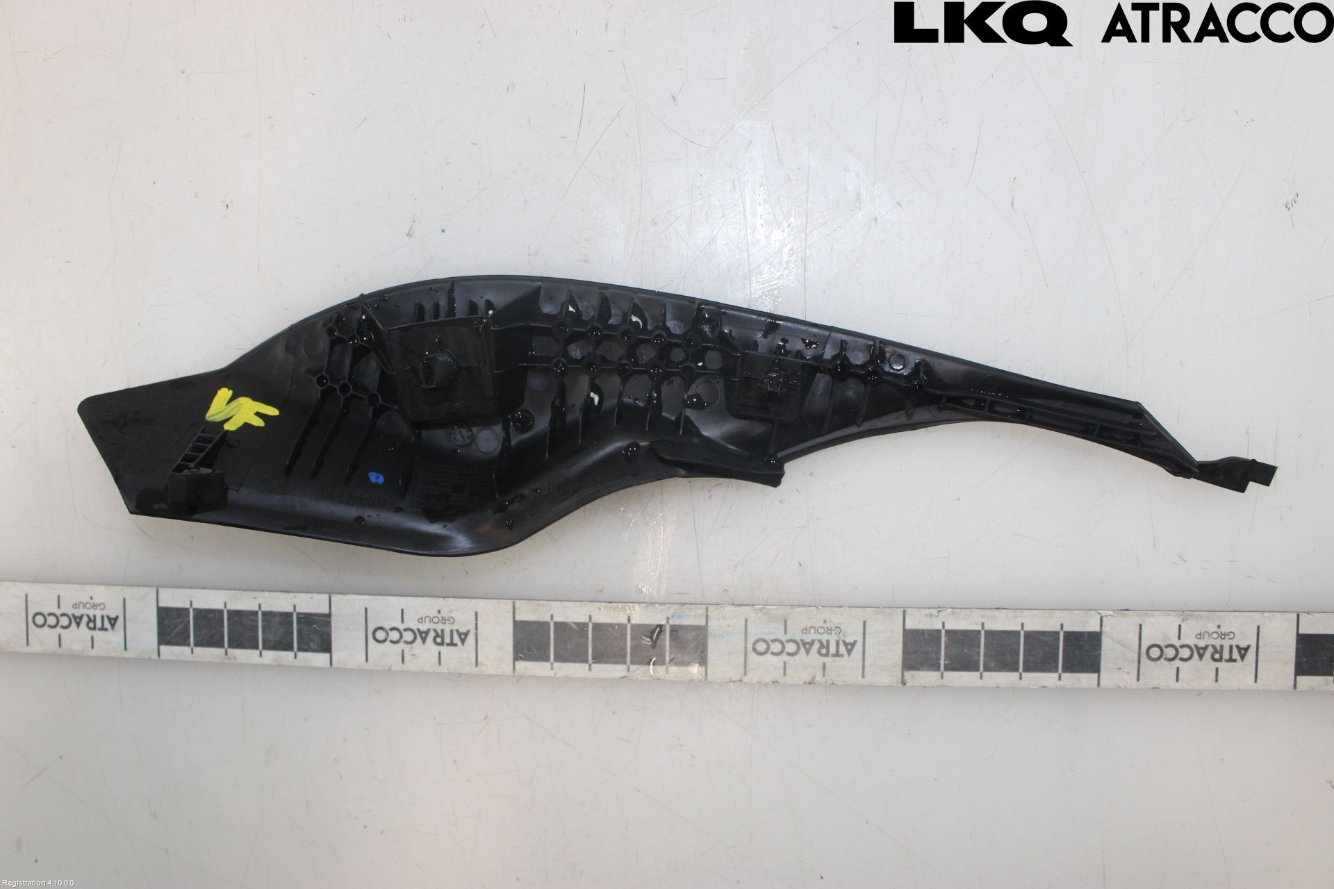 Toyota C-HR 24- Visker Deksel-Grill-Under Frr