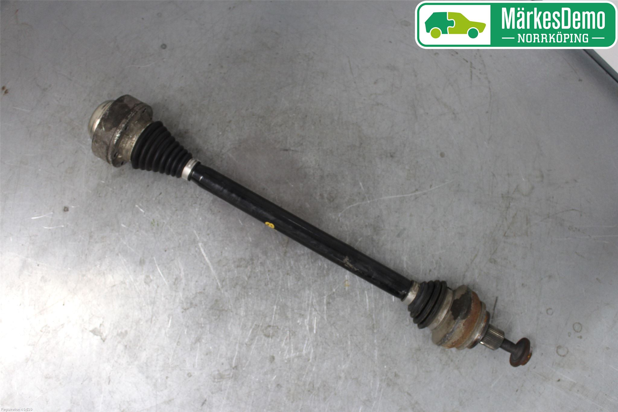 Audi A4/S4 B9 16-19 Drivaksel Bak Kompl Venstre