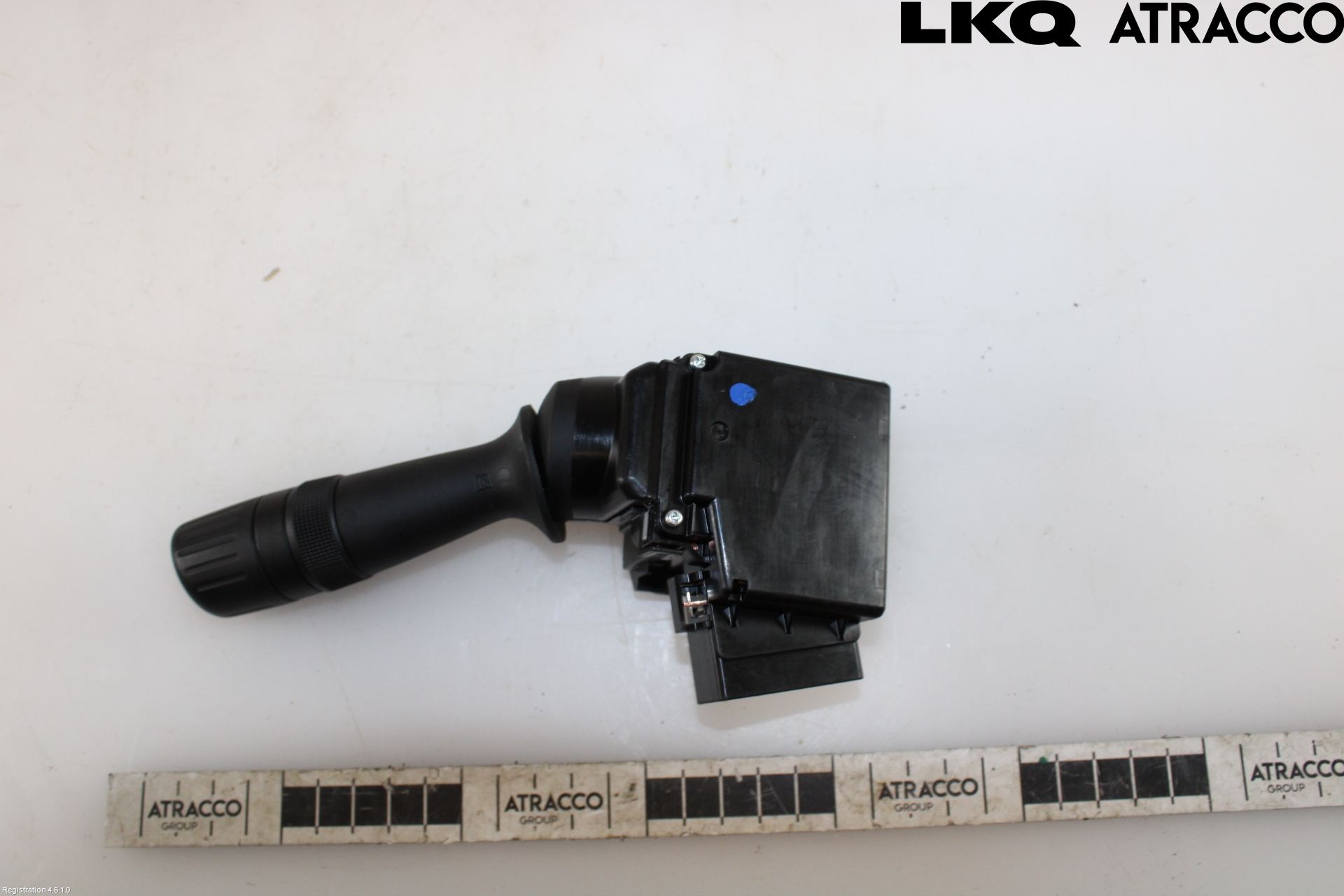 Toyota AURIS 13-19 Bryter Ratt Visker - Spyler
