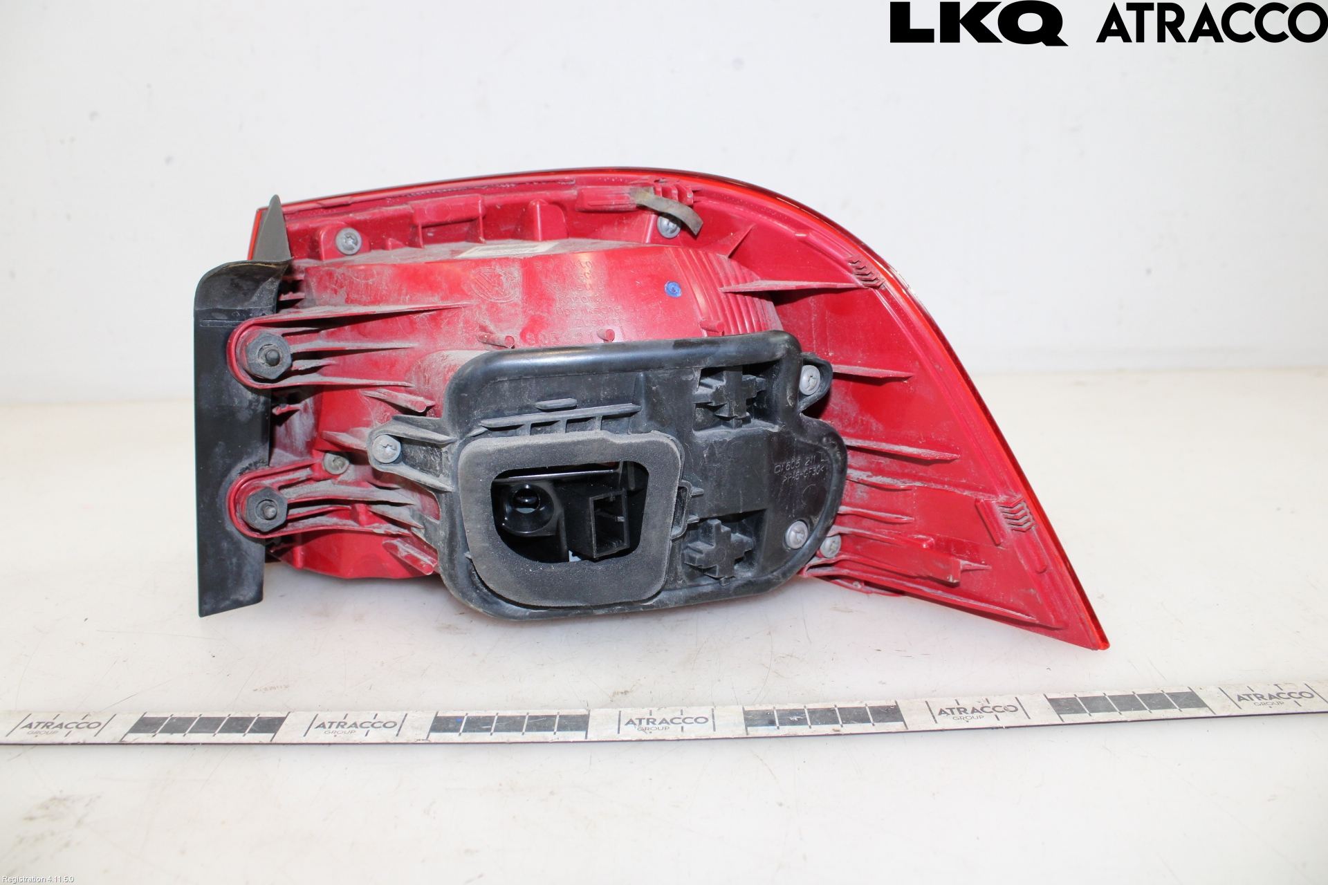 Volkswagen VW PASSAT 11-14 Baklykt Venstre