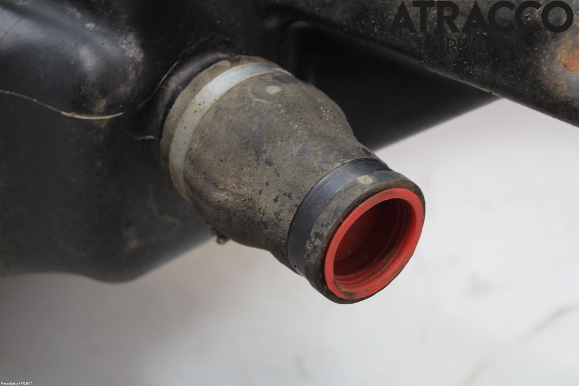 Volkswagen VW CADDY      04-10 Drivstofftank Diesel