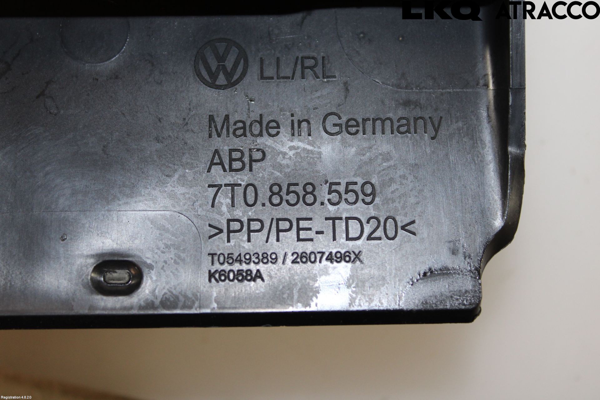 Volkswagen VW TRANSP/CARAVELLE (T7) 22-24 Rattdeksel - Deksler