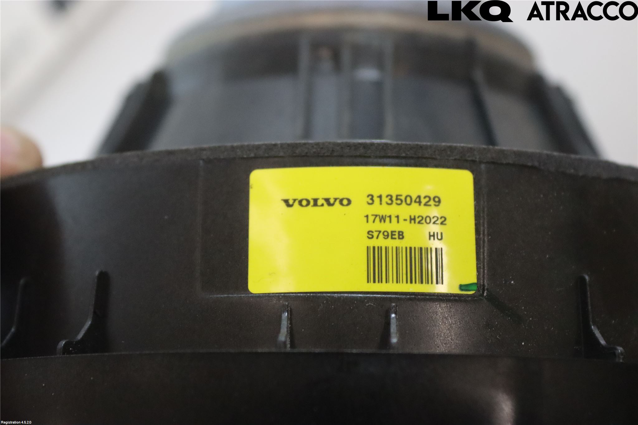 Volvo V90 CROSS COUNTRY 17->> Innr Høyttaler