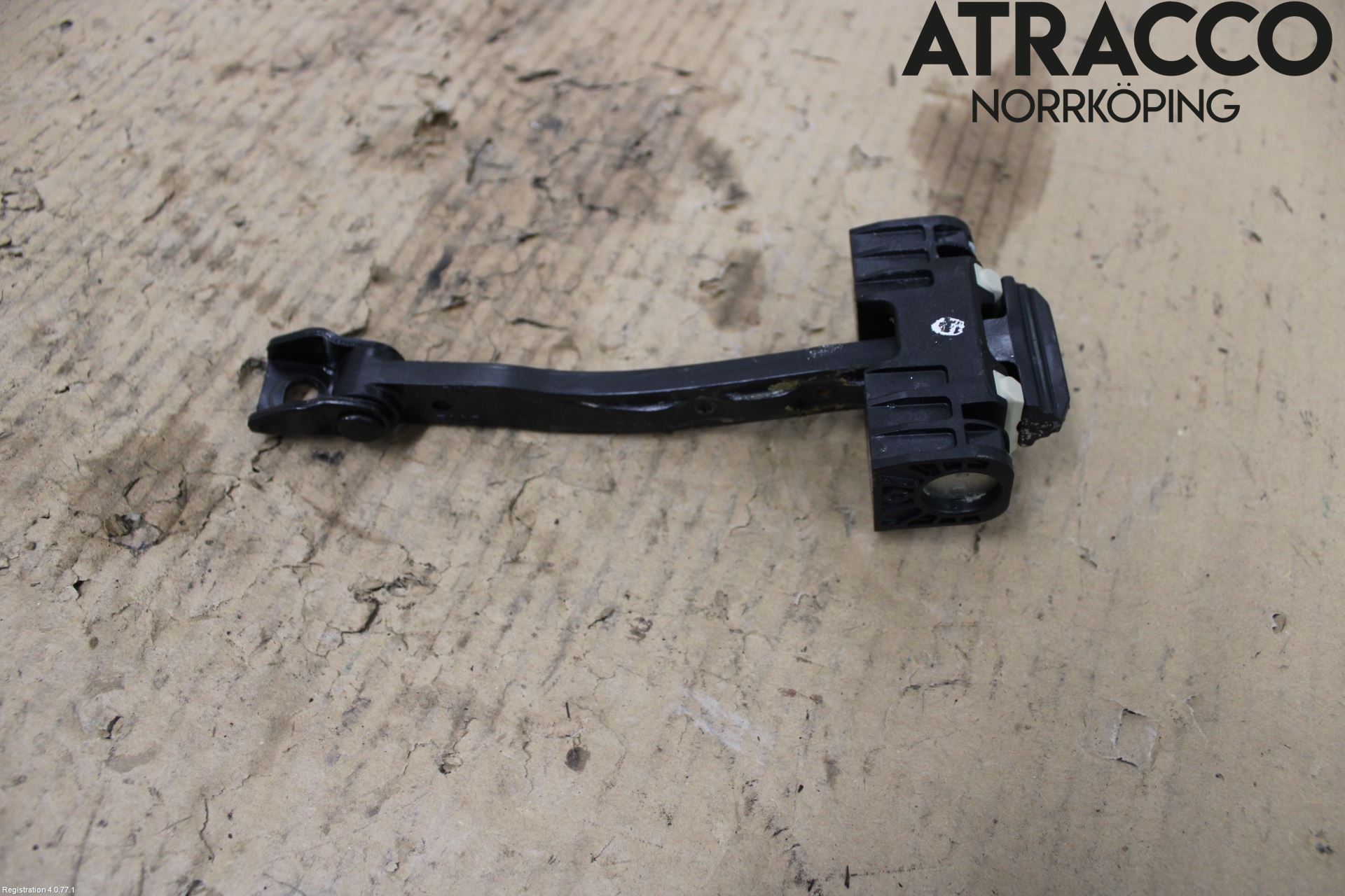 BMW 5 F10/F11/F18 09-17 Dørstopper