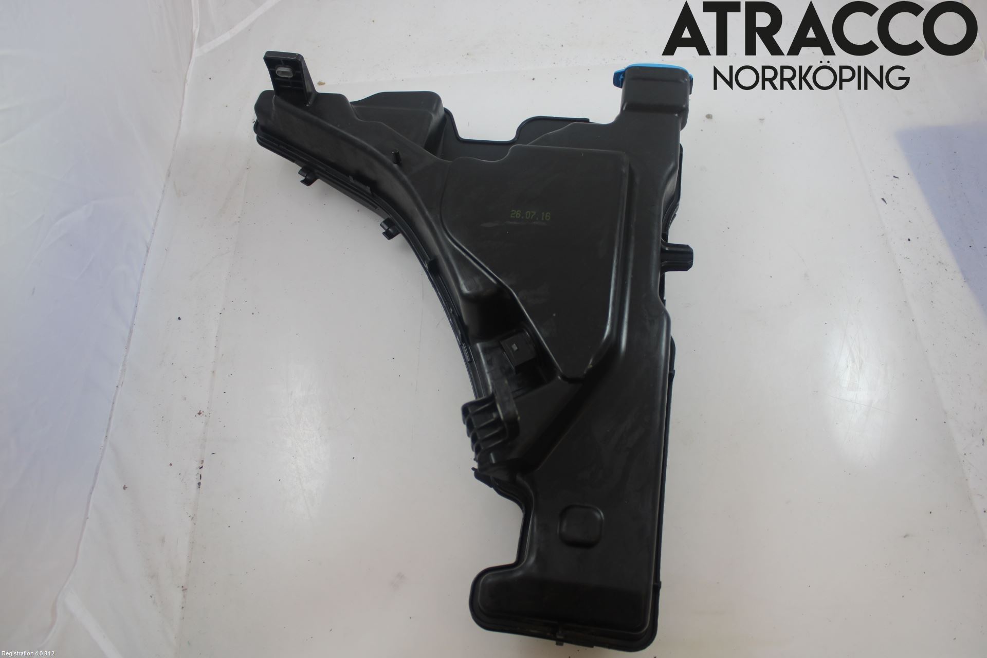 Audi A4/S4 B9 16-19 Spylerbeholder Frontrute-Lykte