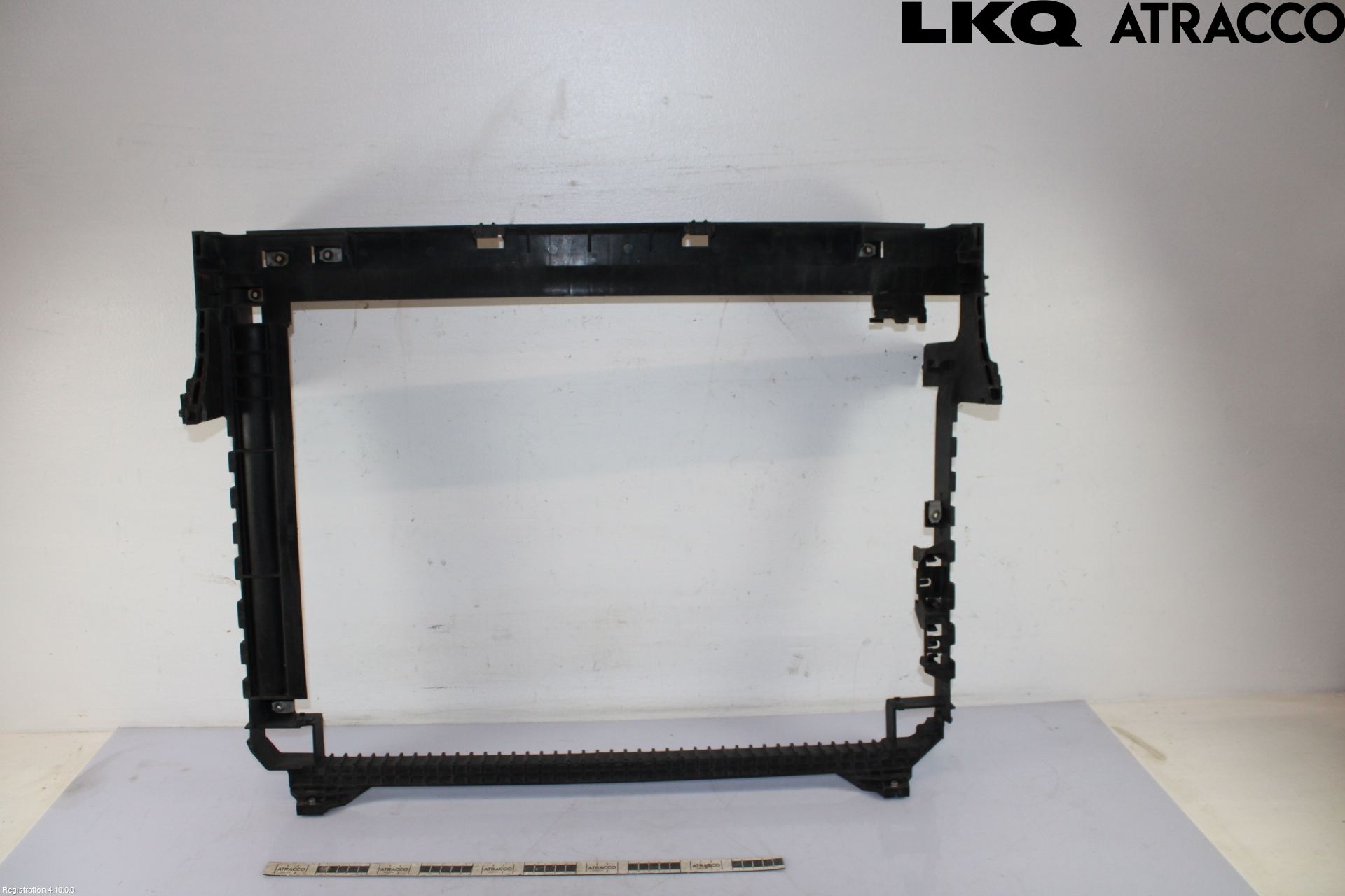 Jaguar F-PACE Radiator Feste - Ramme - Bjelk