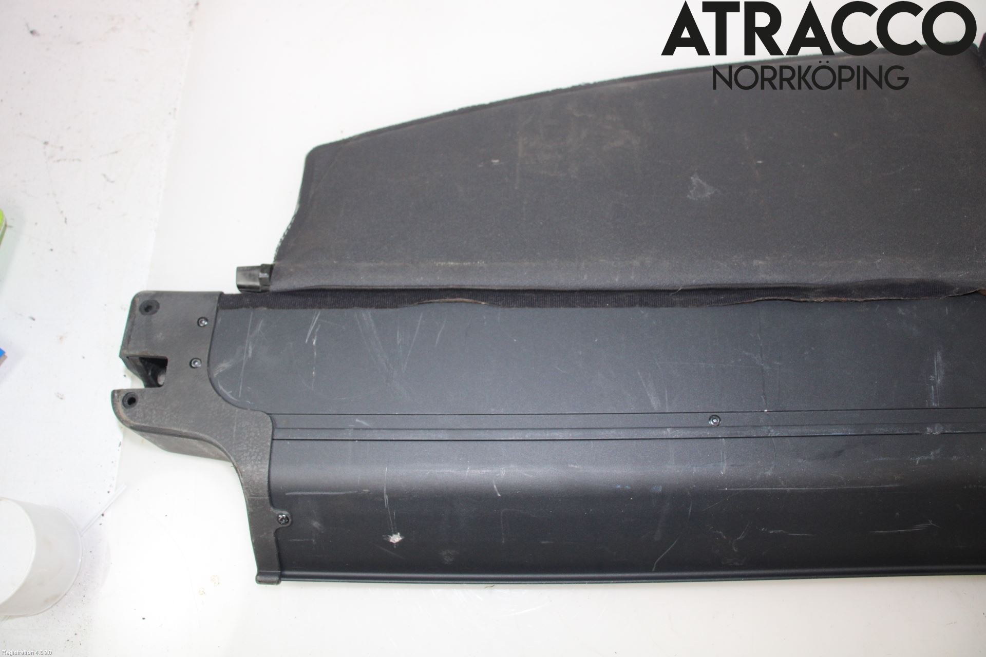 Toyota AVENSIS 03-06 Innr Hattehylle