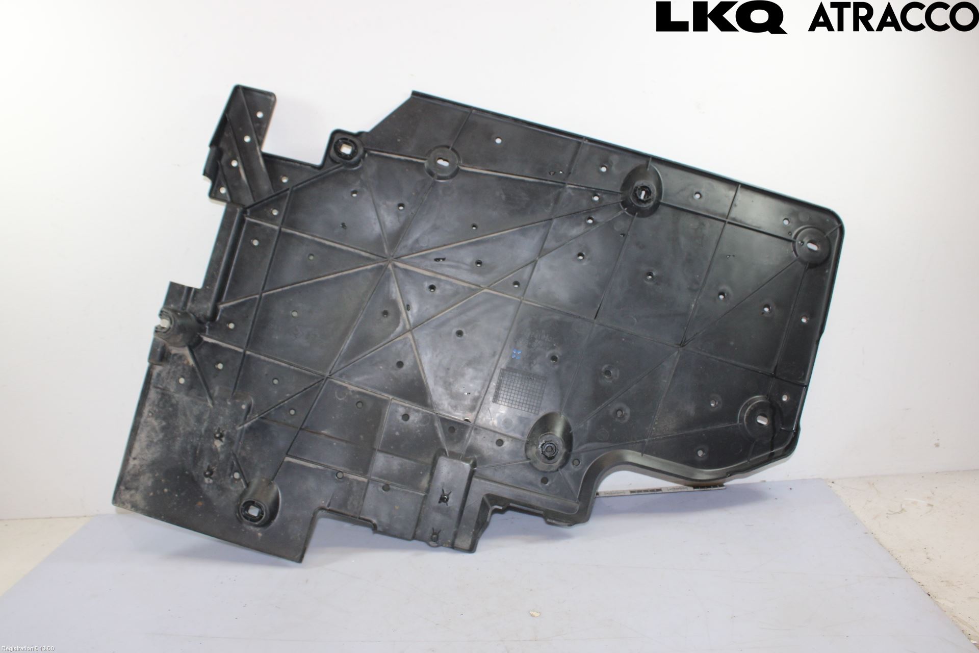 Peugeot 5008 17-24 Bunnplate U Motor-Gear-Dørk