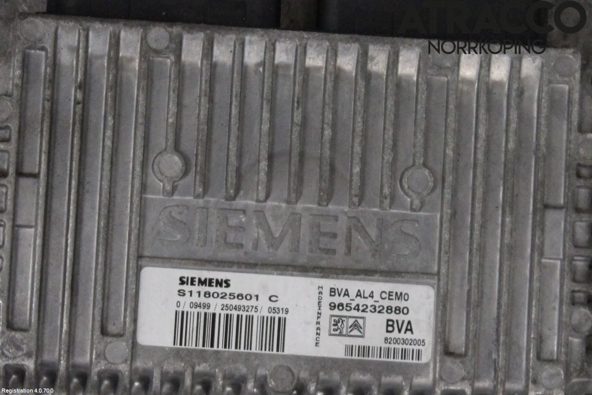 Peugeot 307     05-08 Styreenhet Gearkasse