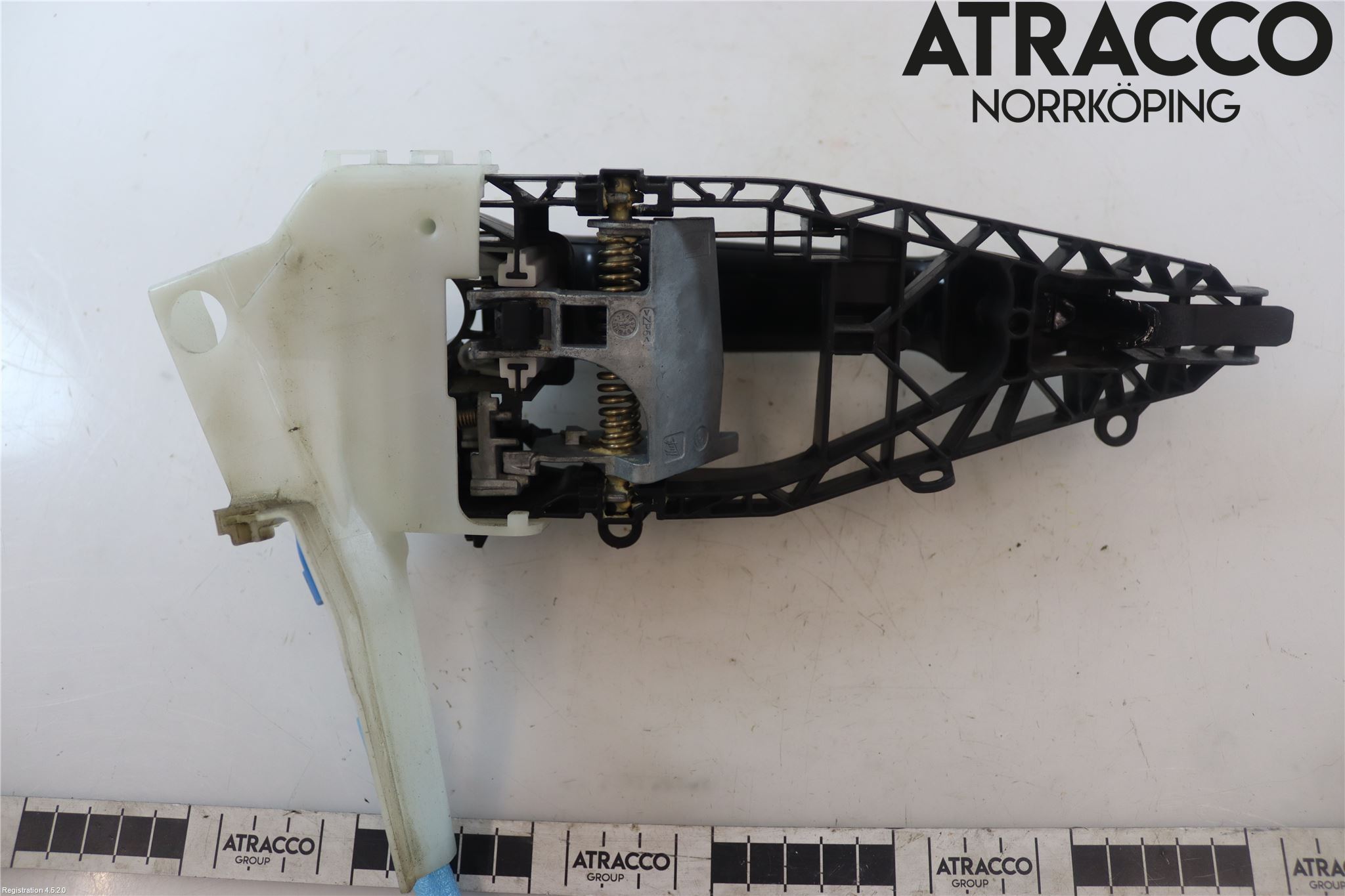 BMW 2 F46 GRAN TOURER 15-22 Dørhandtak Ytre Venstre