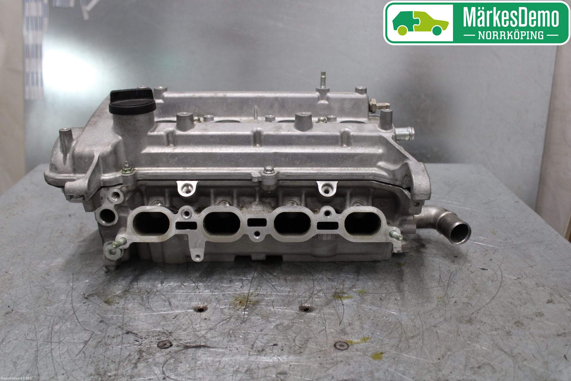 Toyota YARIS XP130 15-20 Topplokk Bensin