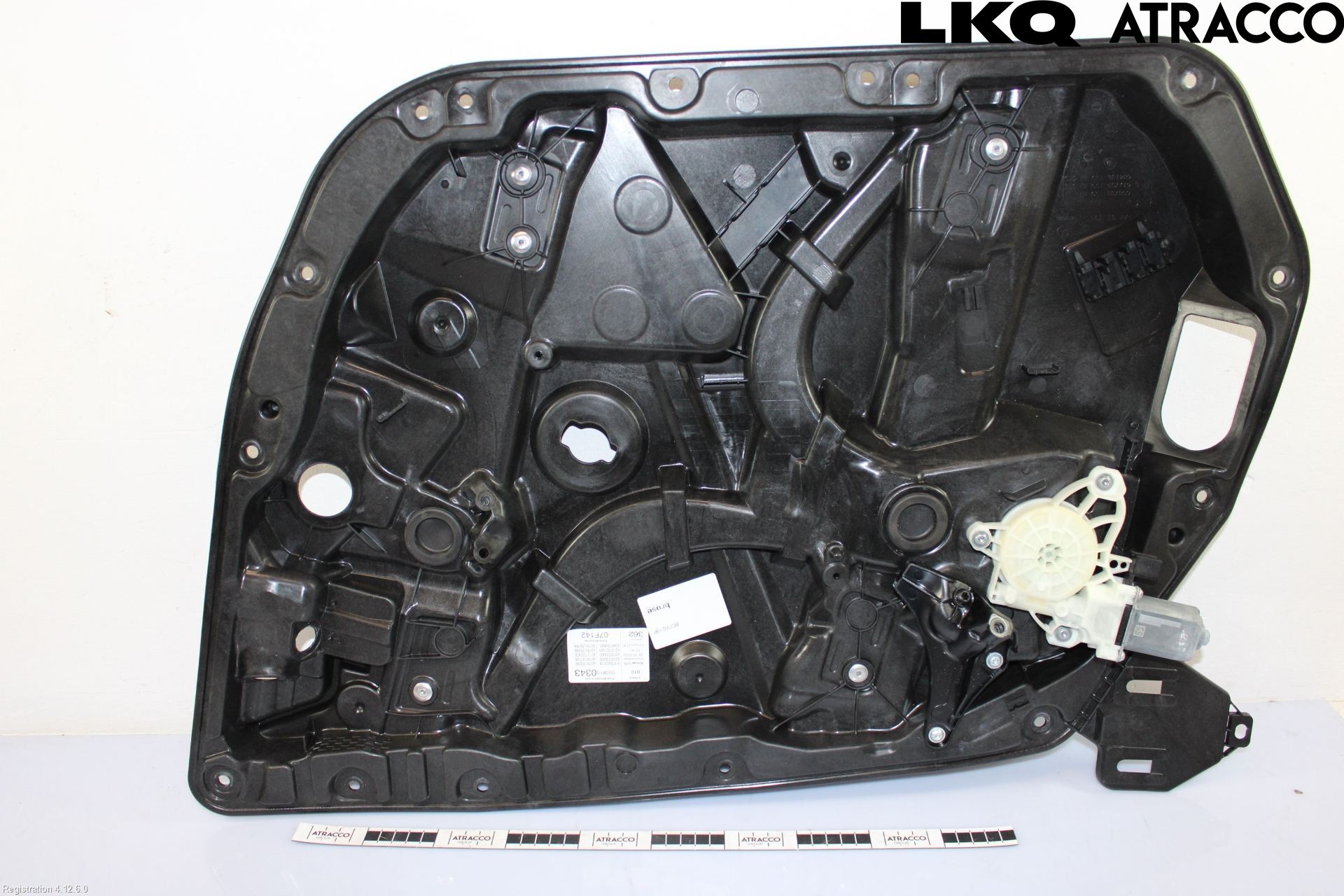 Mercedes-Benz MB E-KLASS (W213) 16-23 Vindusheis El Komp