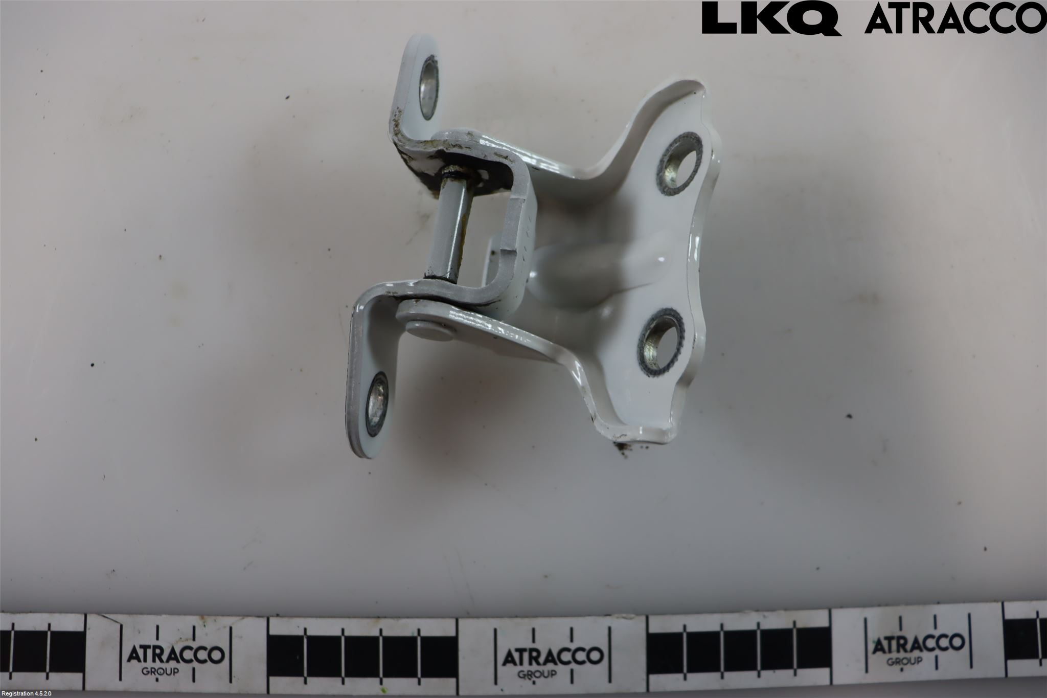 Kia RIO 12-16 Dørhengsel