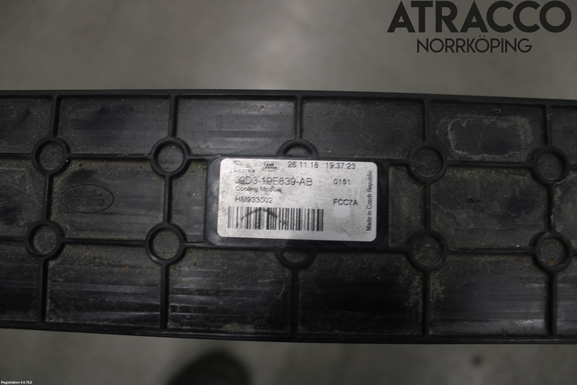 Jaguar I-PACE 18- Radiator Feste - Ramme - Bjelk