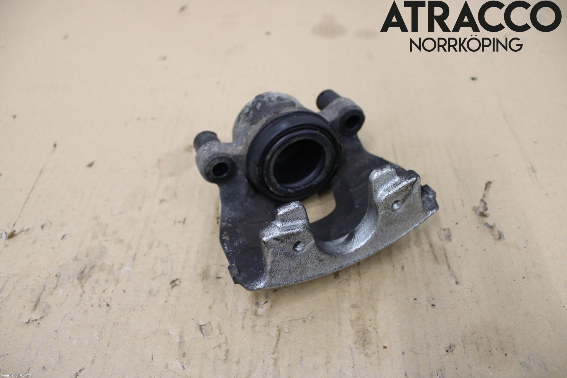 Toyota YARIS XP21 20- Bremsecaliper Foran Høyre