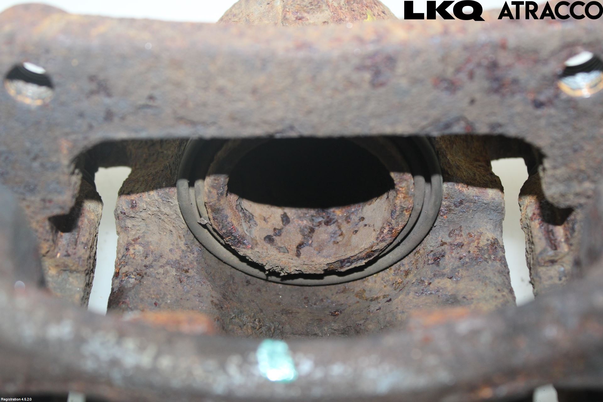 Ford FIESTA 13-17 Bremsecaliper Foran Høyre