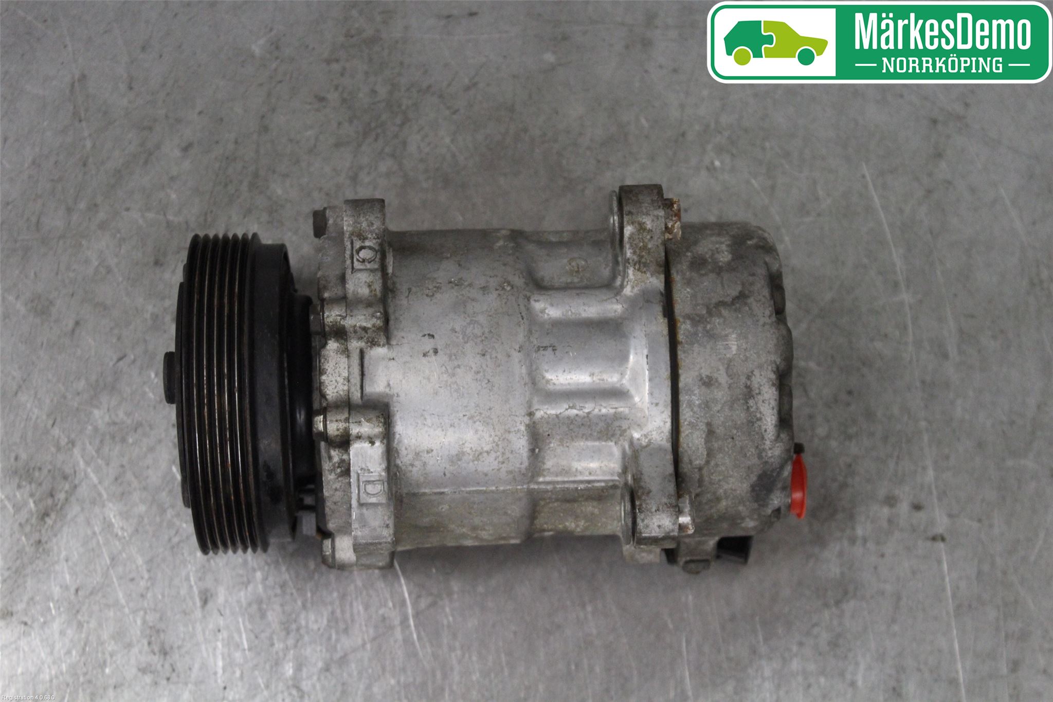 Volkswagen VW CADDY      04-10 Varme Ac Kompressor