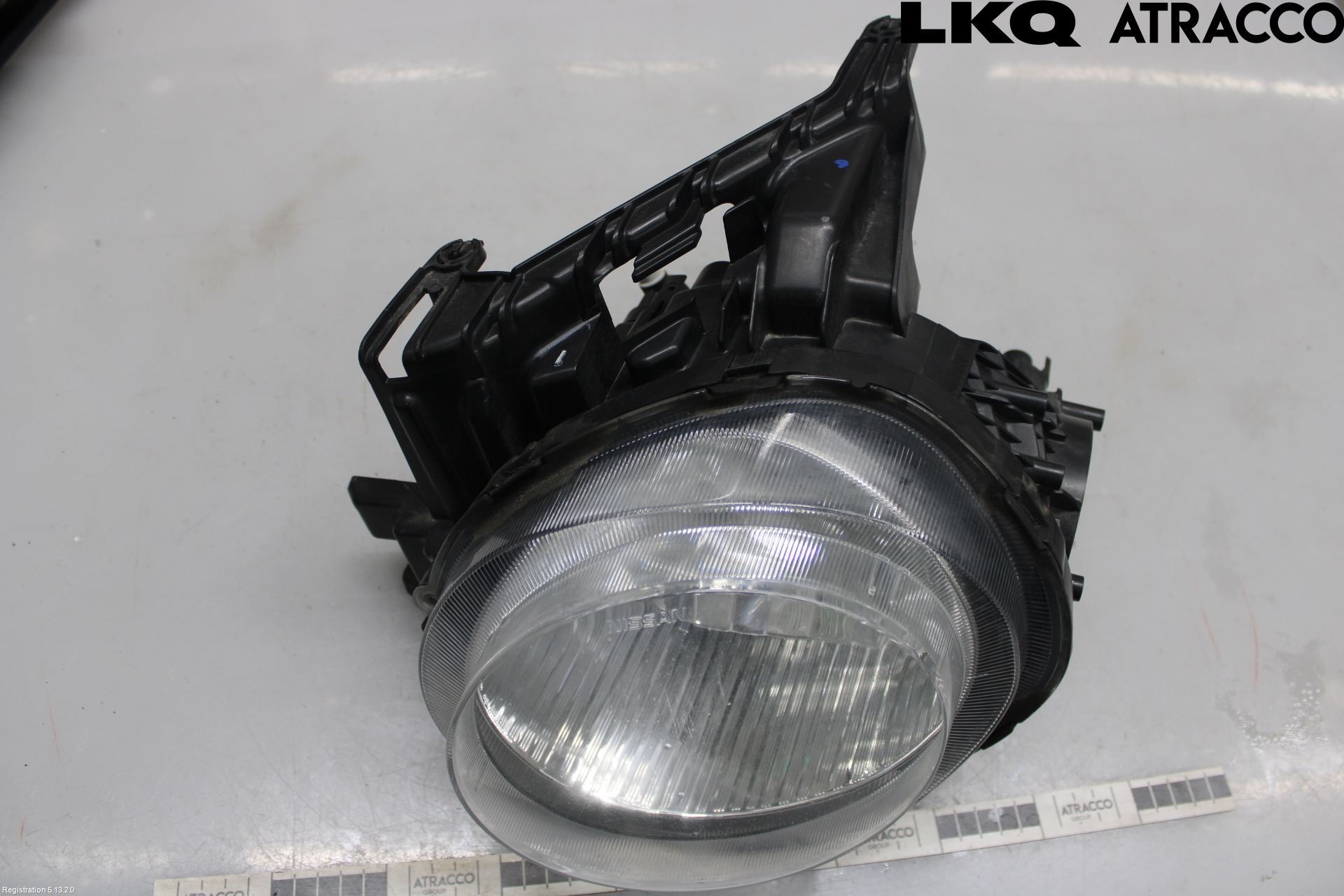 Nissan JUKE 10-14 Frontlykt Venstre