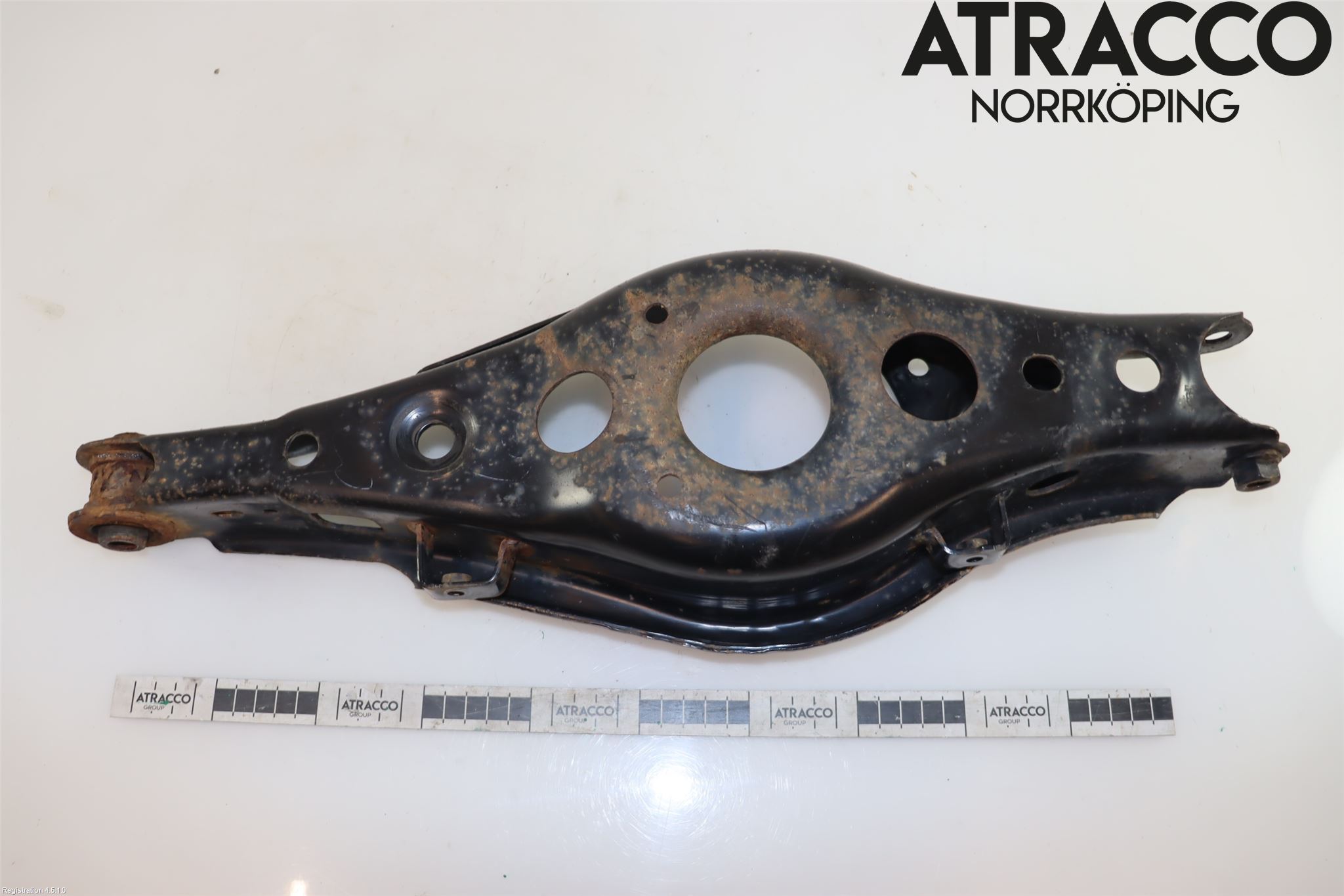 Toyota RAV4 13-18 Bærearm Bak Høyre