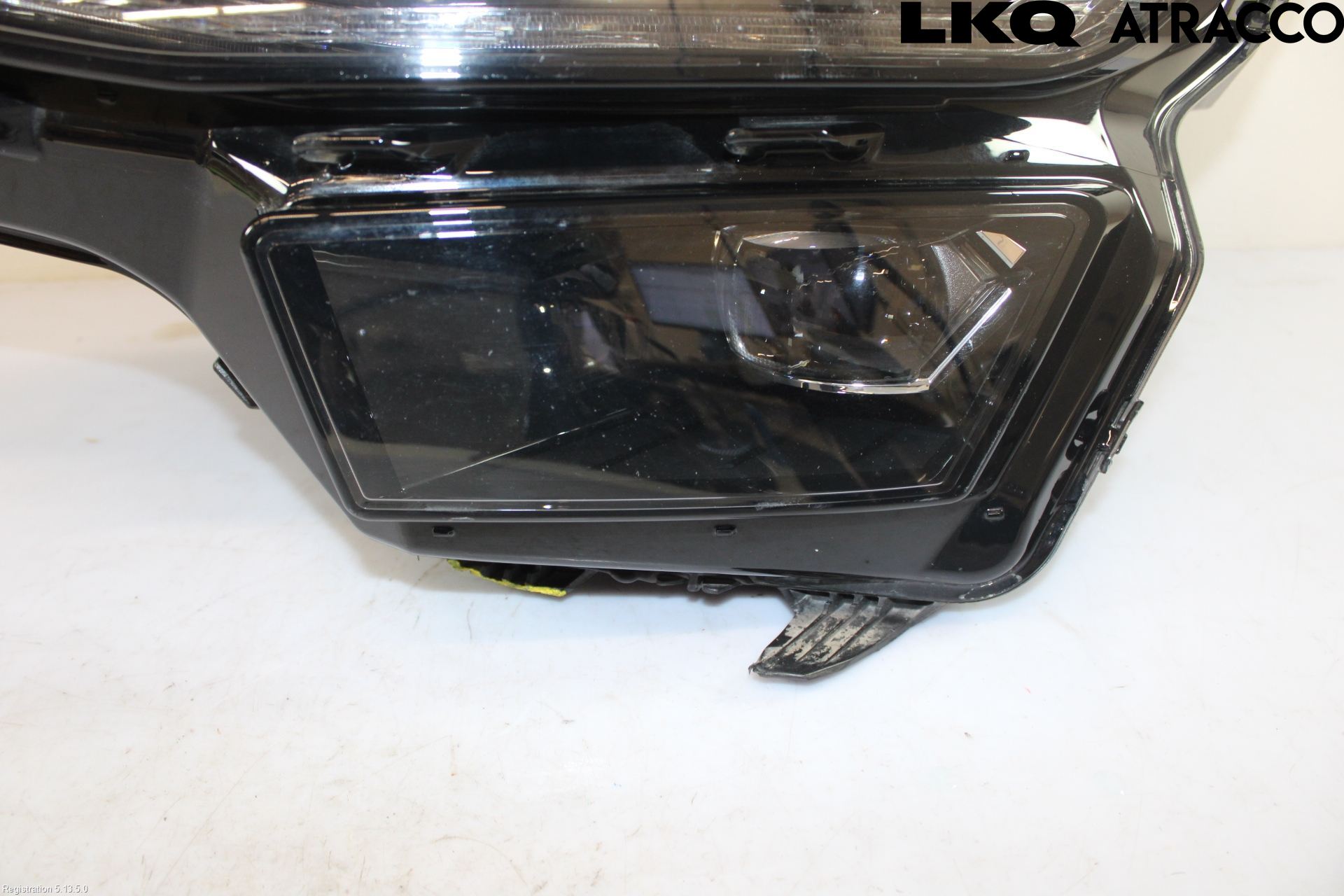 Skoda KODIAQ 17-24 Frontlykt Venstre