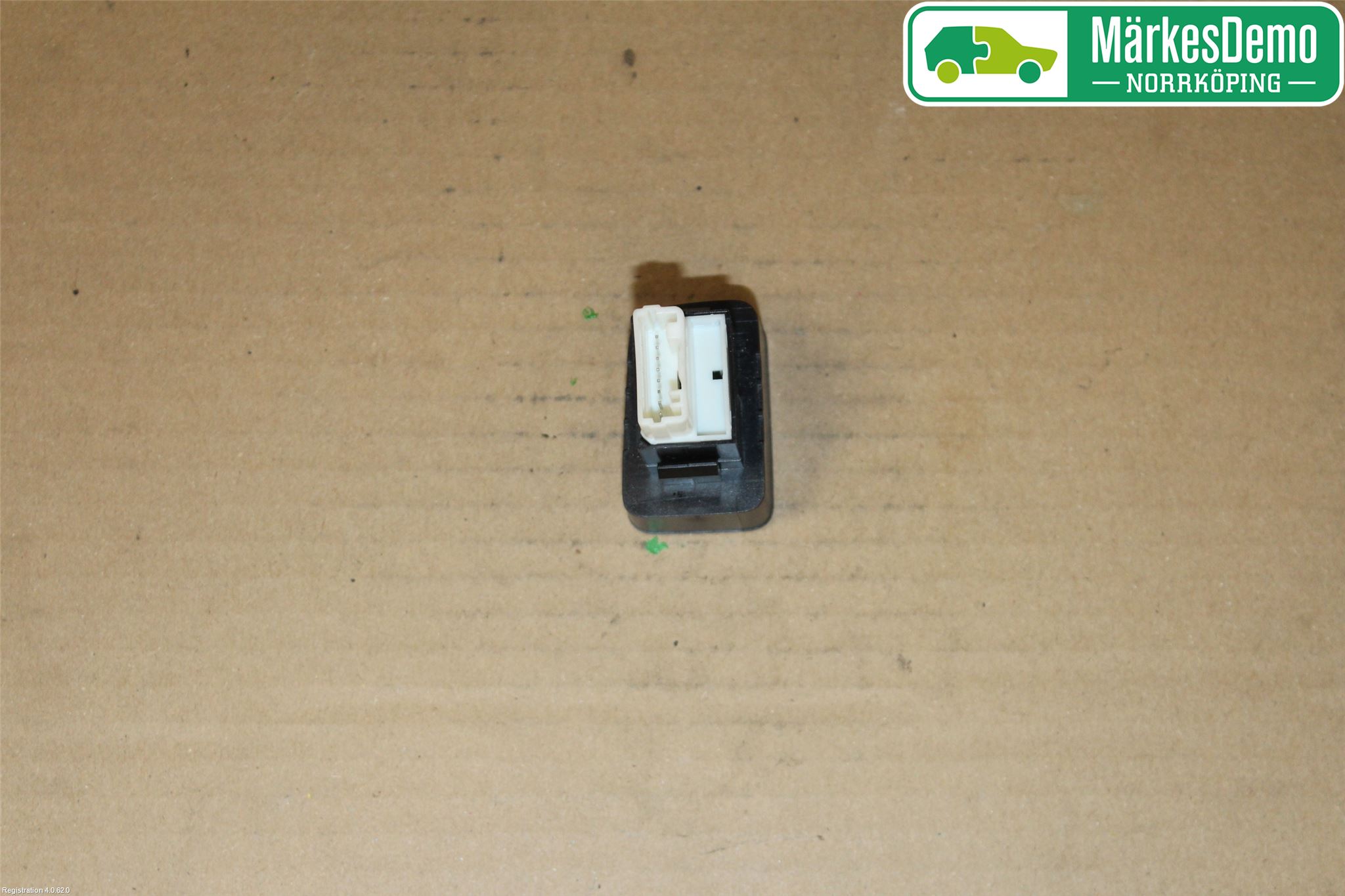 Toyota AURIS 13-19 Bryter Parkeringsbrems