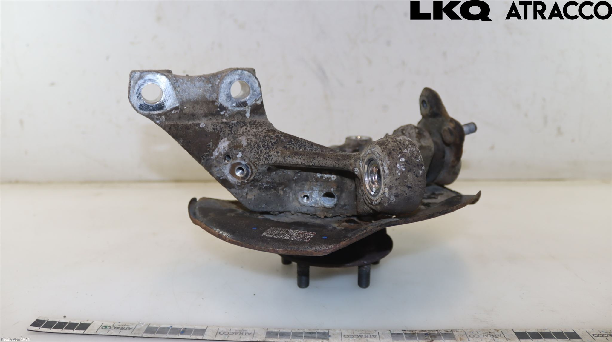 Toyota PRIUS ZVW30 09-20 Spindel Vf