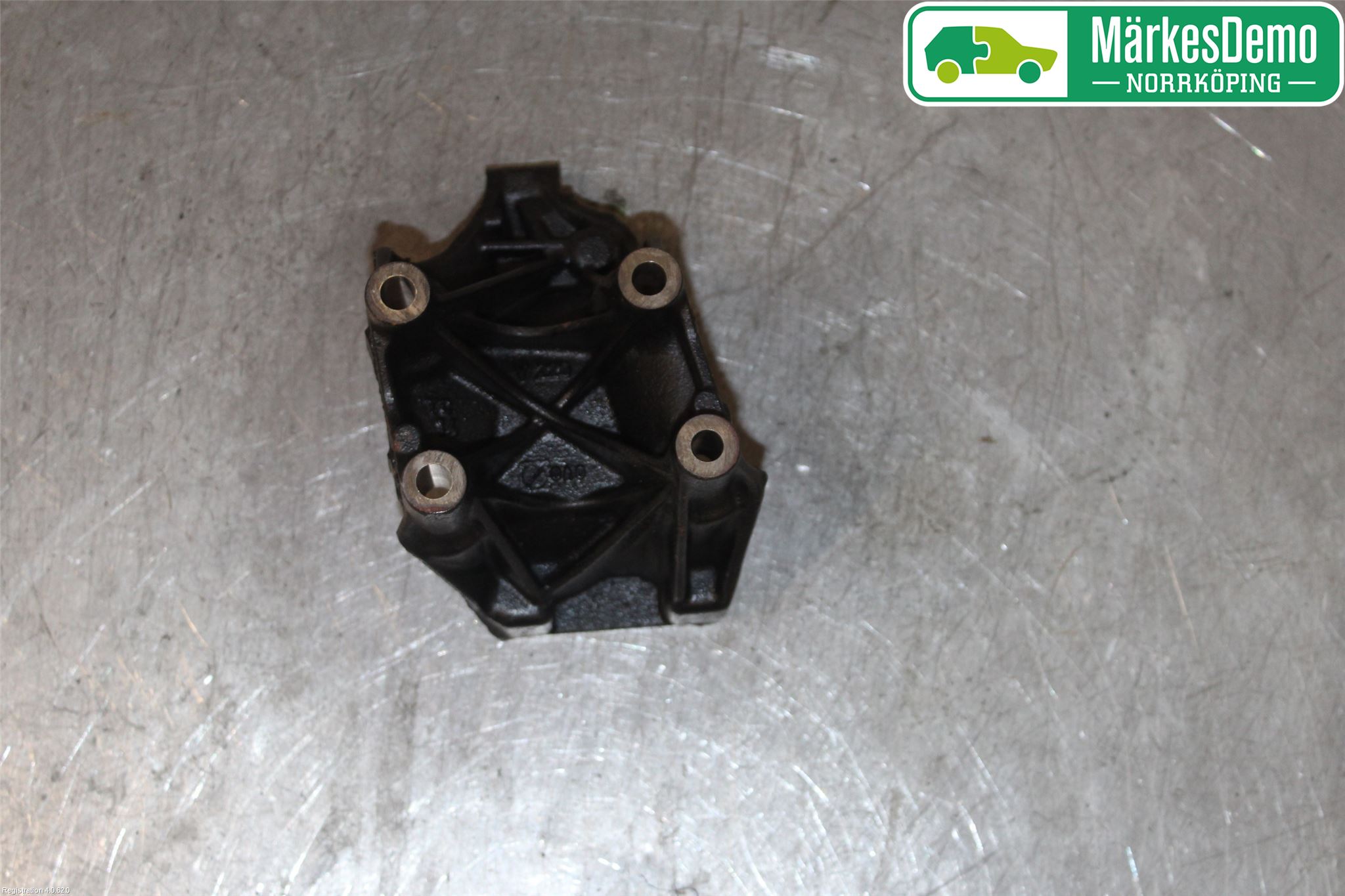 Audi A4/S4 B9 20- Eksos Monteringsdel