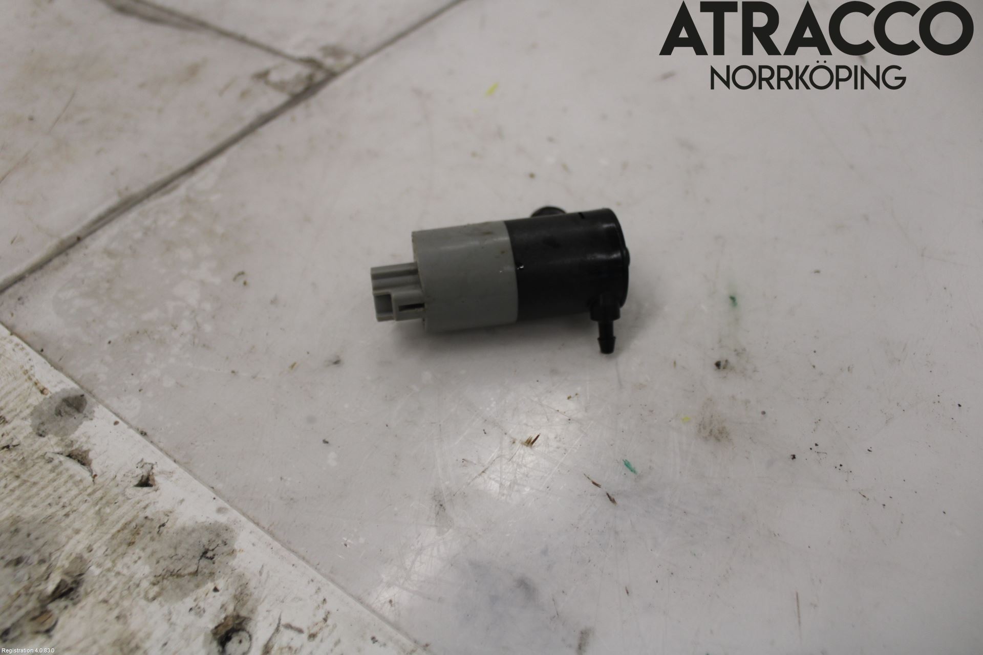 Toyota AVENSIS 09-15 Spylerpumpe Frontrute