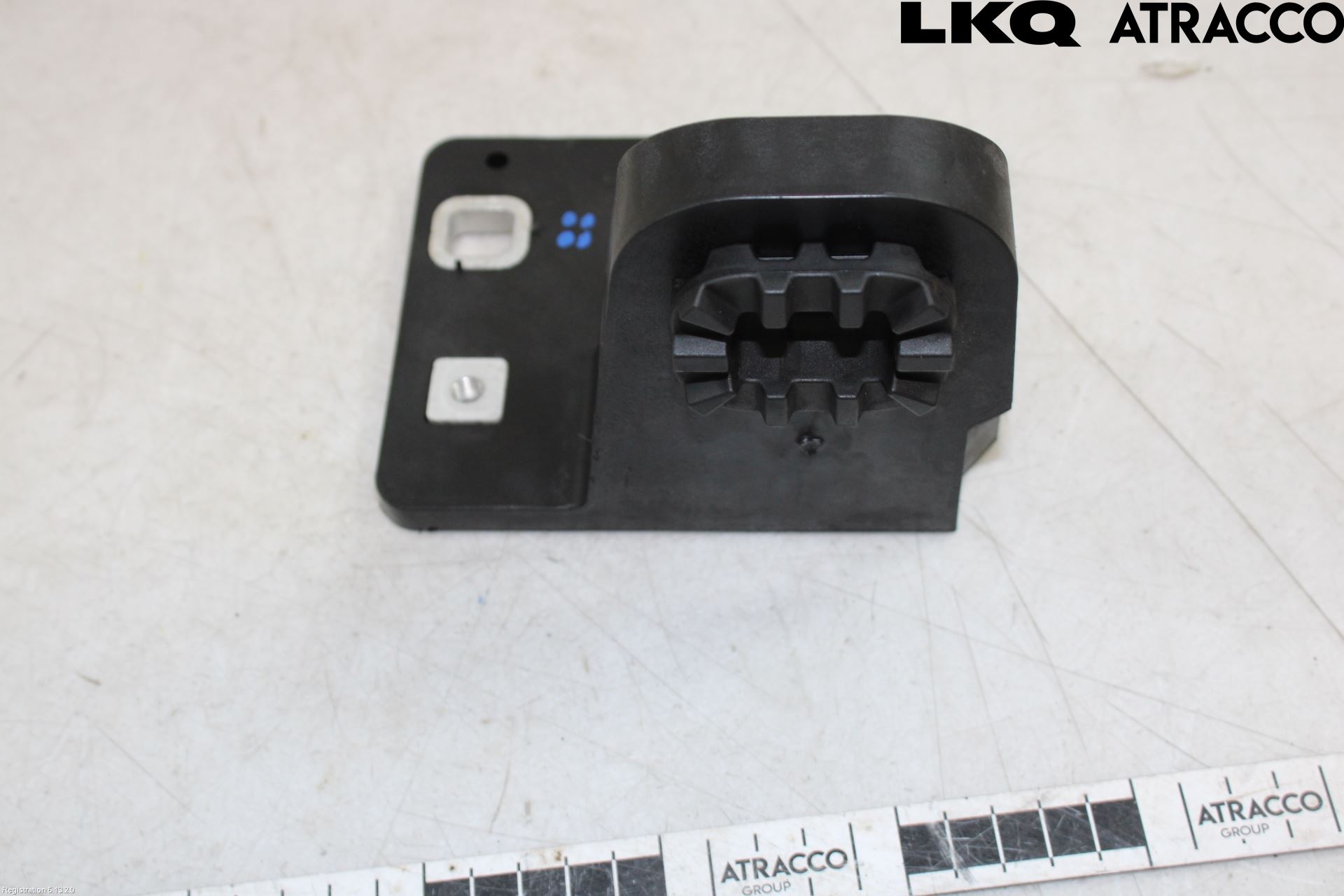 Audi Q4 E-TRON FZ 22- Radiator Feste - Ramme - Bjelk