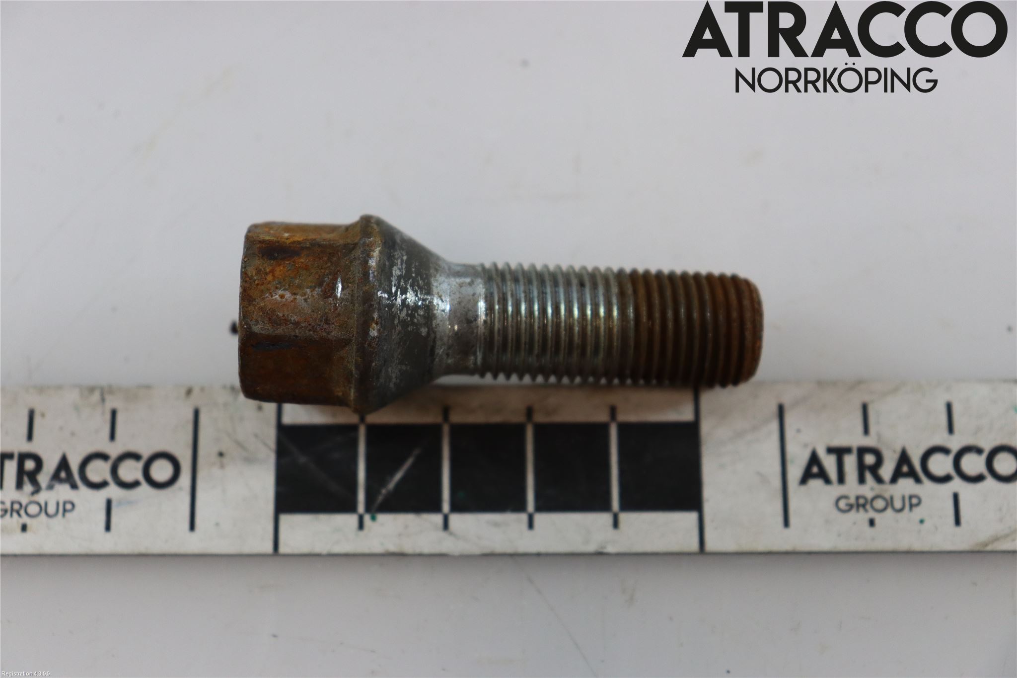 Volvo XC70 08-13 Hjulmutter - Bolt - Sett