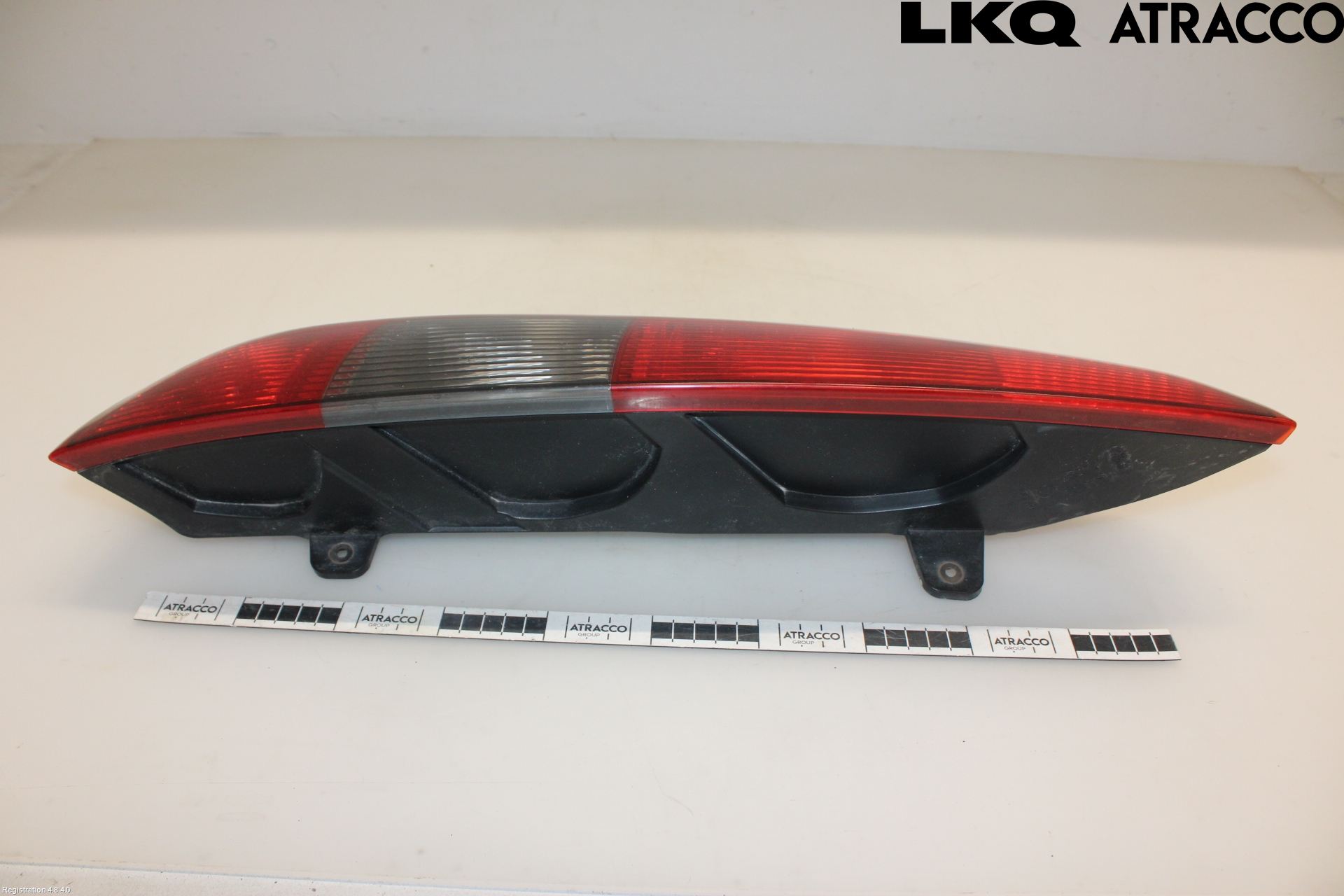 Ford FOCUS     04-07 Baklykt Venstre