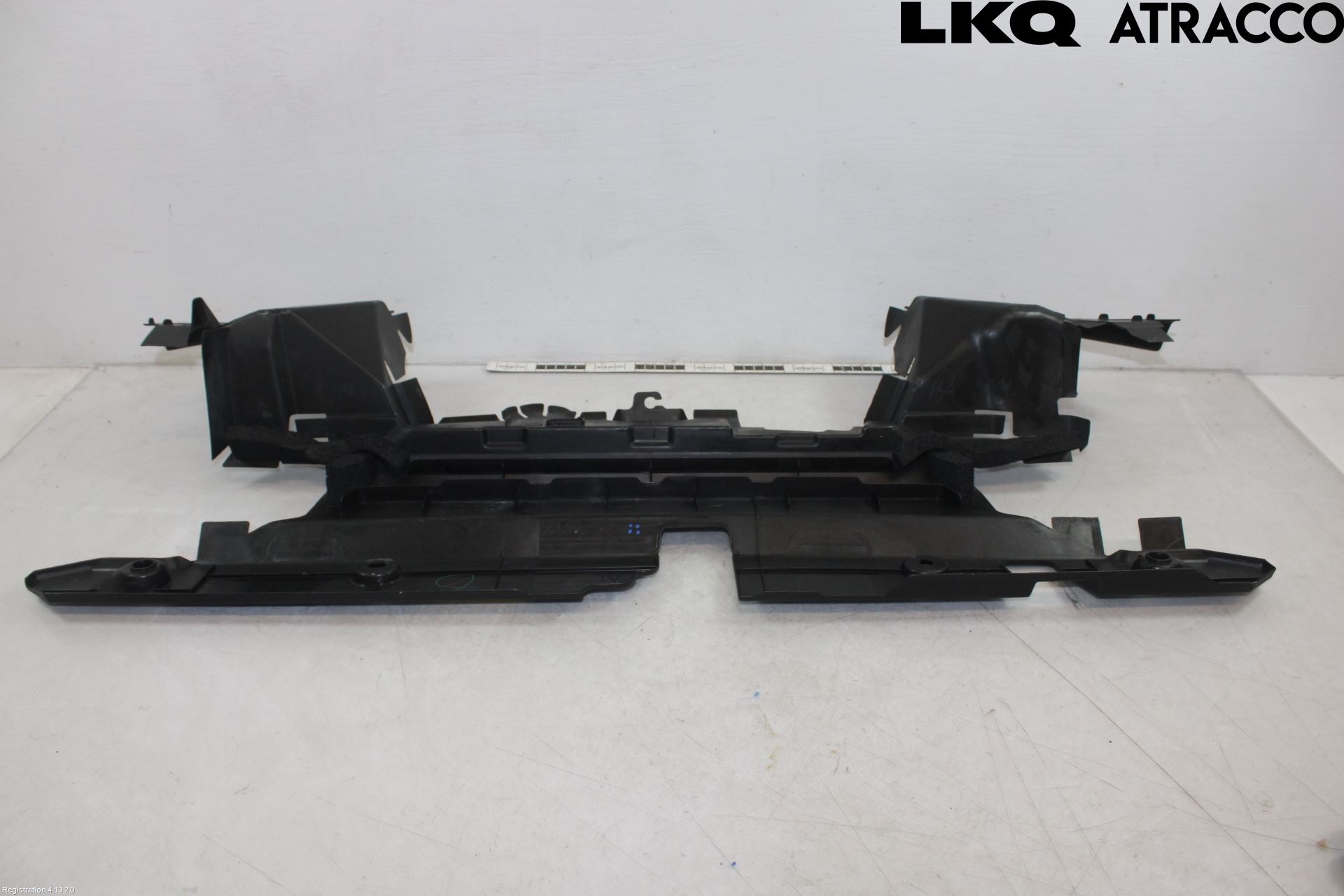 Toyota RAV4 13-18 Luftstyring Front