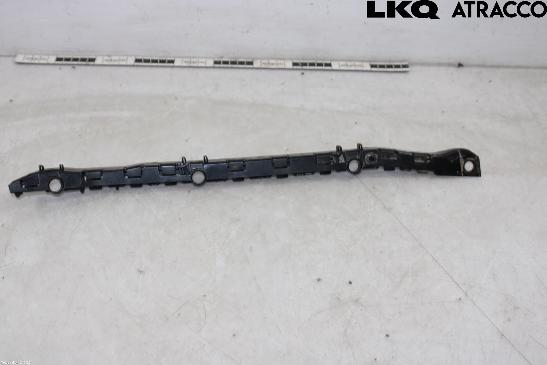 Mercedes-Benz MB C-KLASS (W204) 07-15 Støtfangerfeste Bak Høyre