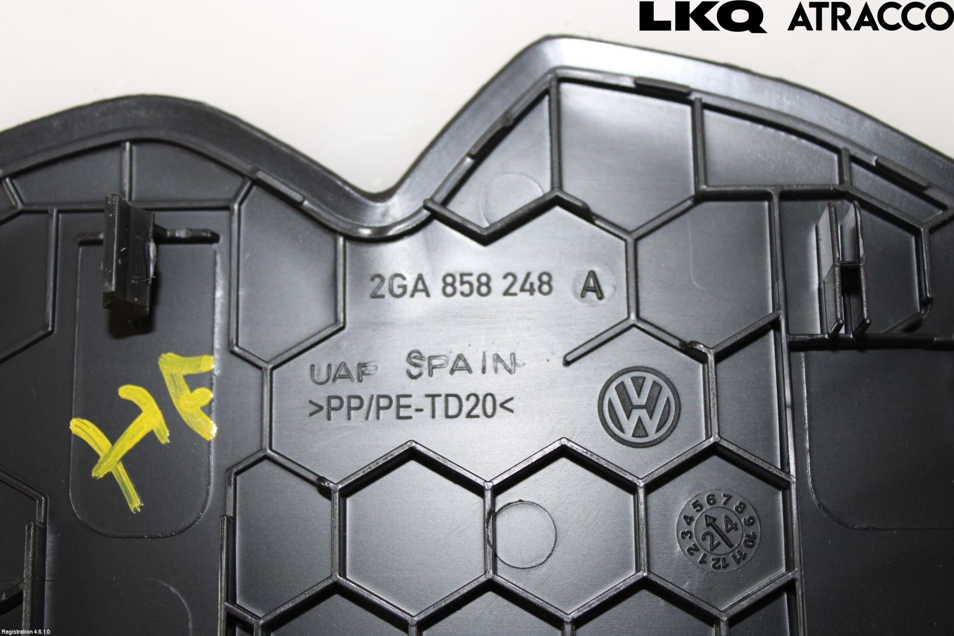 Volkswagen VW T-ROC 18- Innr Dashbord Sparkeplate