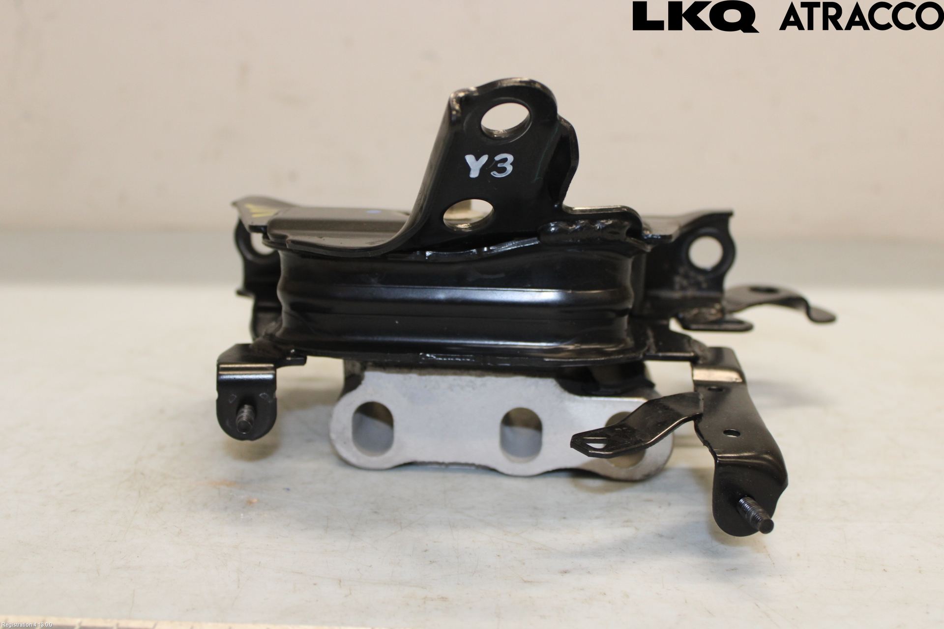 Toyota COROLLA CROSS XG10 22- Motor Feste Stål-Alu