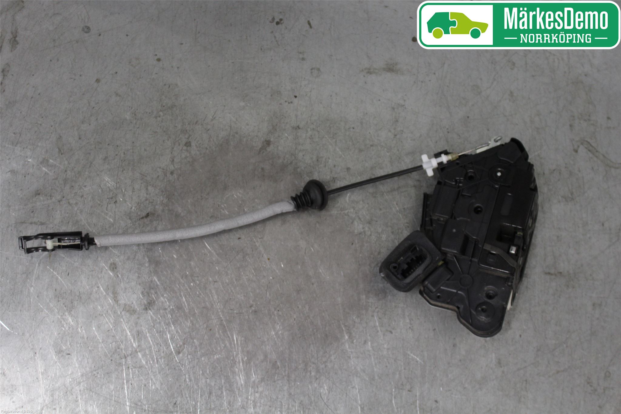 Volkswagen VW POLO 10-17 Dørlås - Låsekasse
