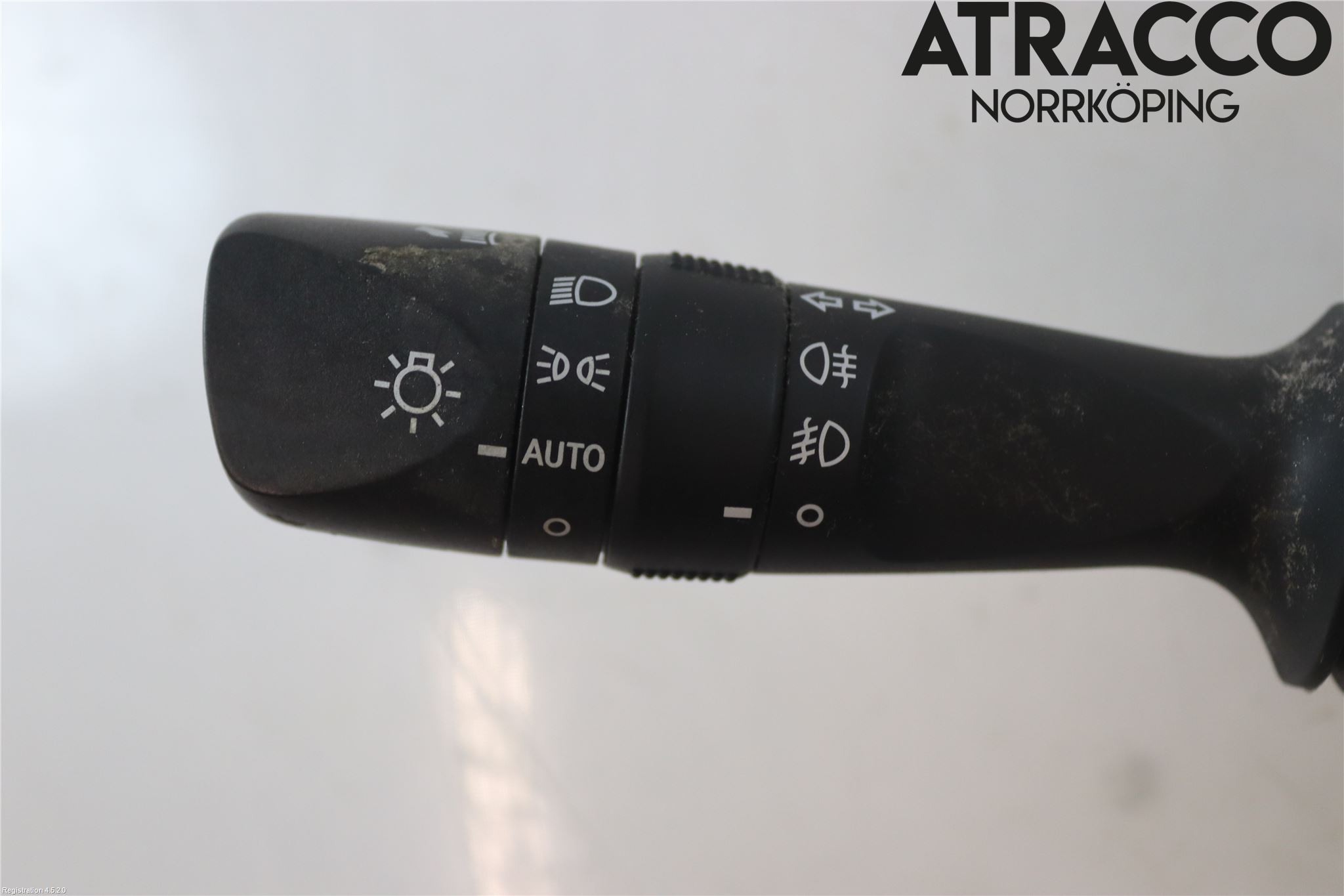 Toyota AURIS 13-19 Bryter Ratt Kombi H Og V