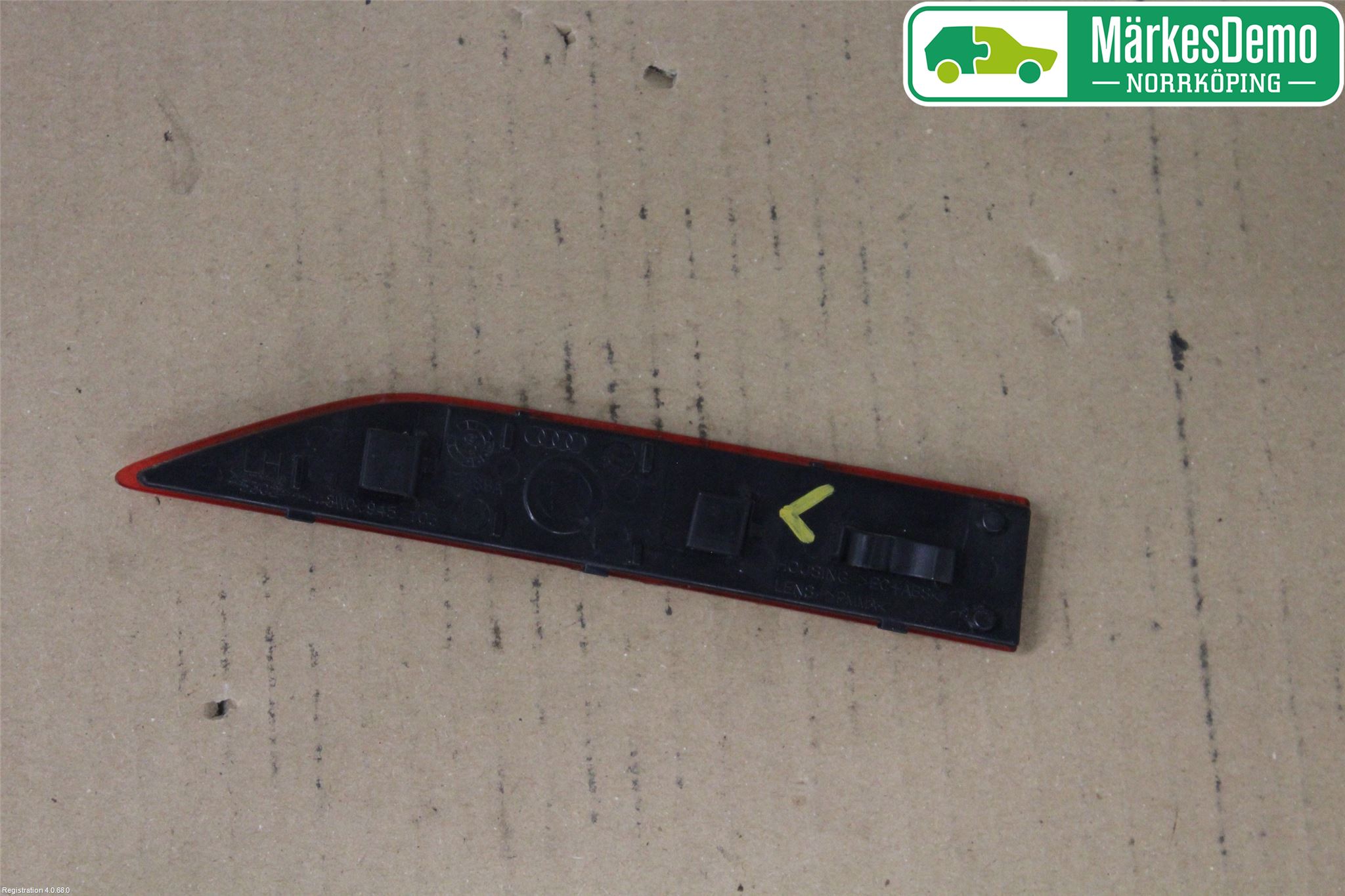 Audi A4/S4 B9 20- Refleks Bak