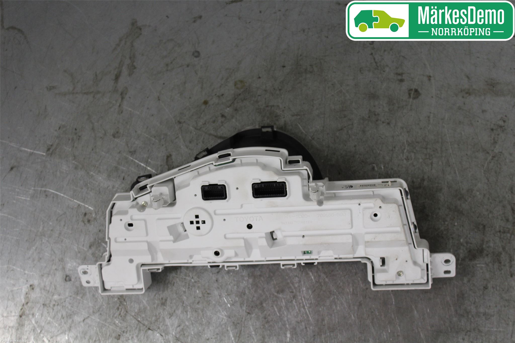 Toyota iQ Instr Kombinert
