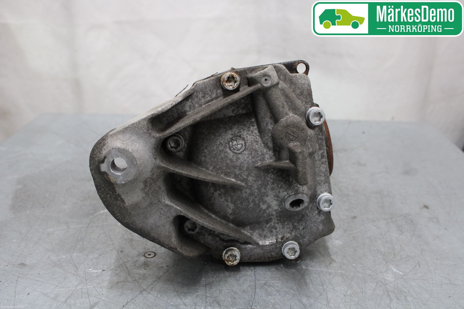 BMW 1 F20/F21 11-19 Bakaksel Kardang Bak -Diff