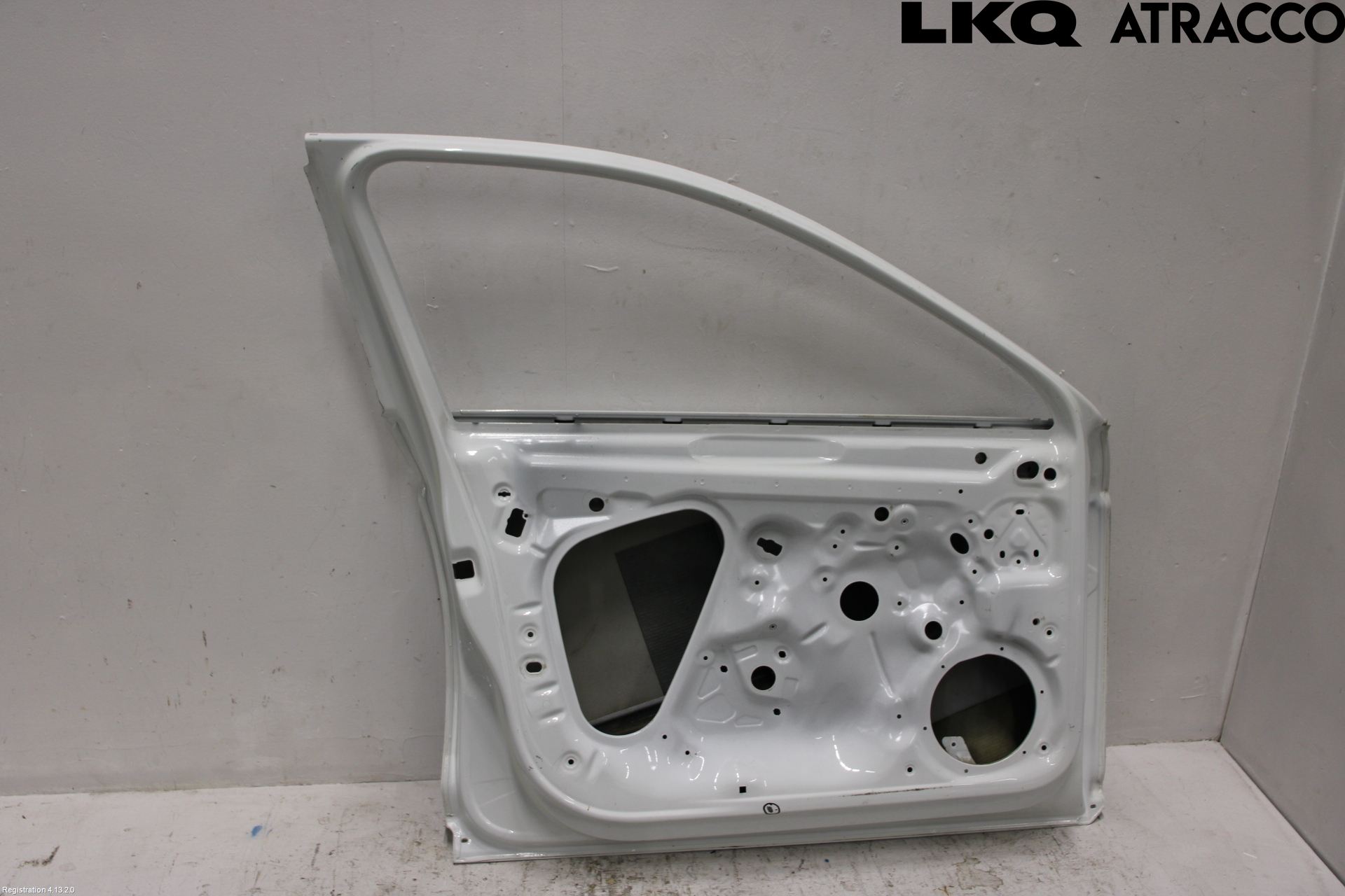 Volkswagen VW PASSAT 15-19 Dør 4D Foran Venstre