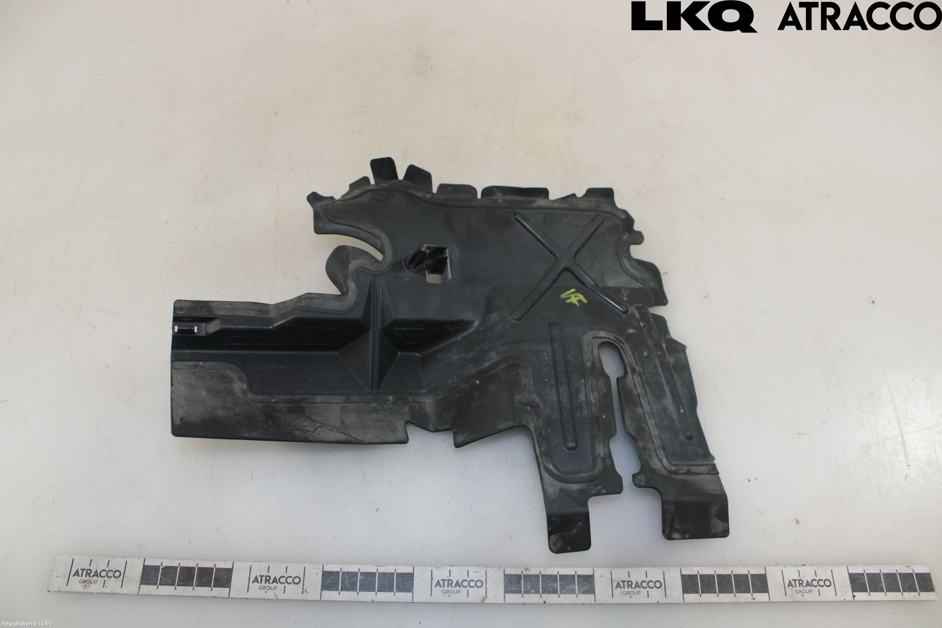Opel INSIGNIA 17- Luftstyring Front