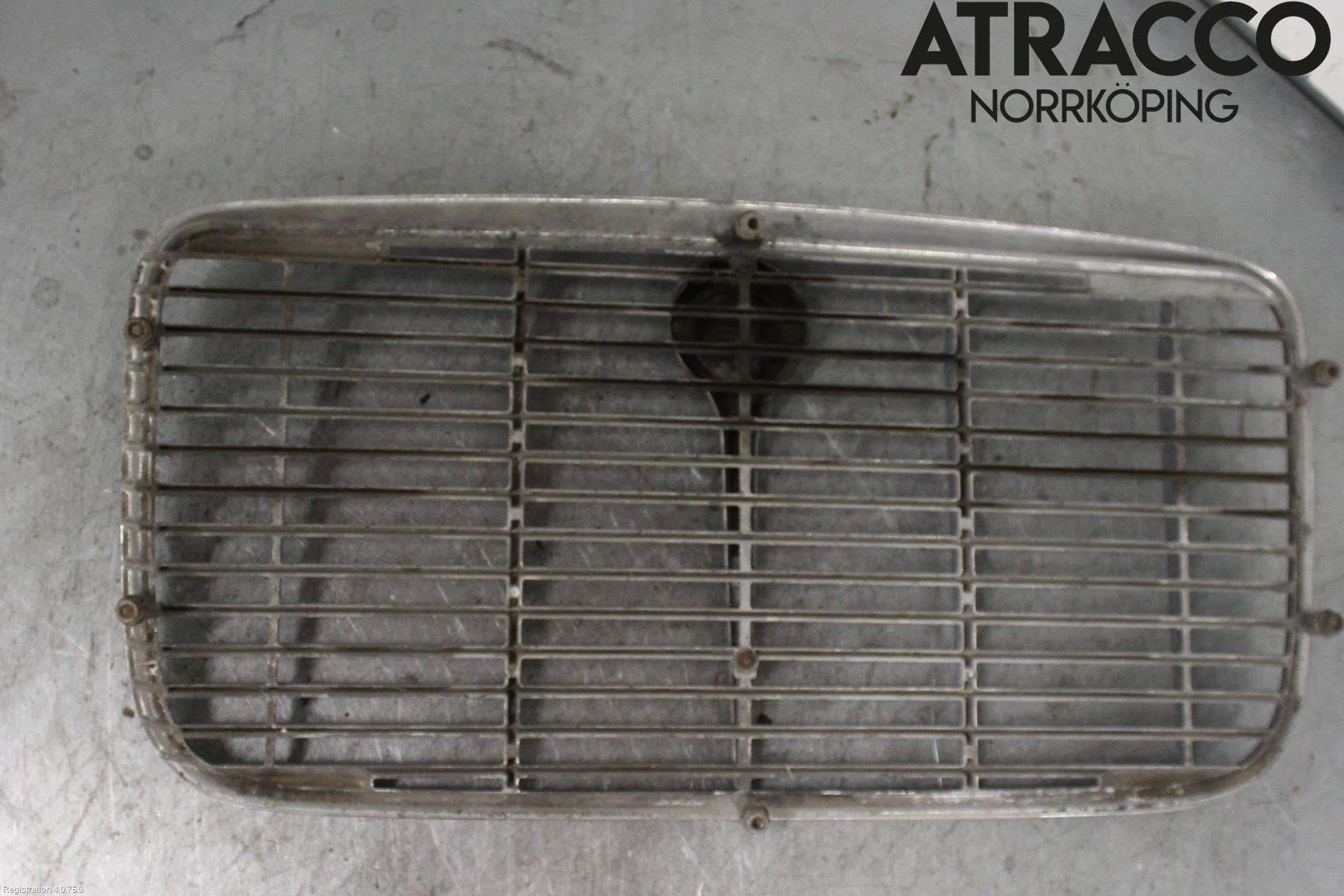 Jaguar XJ SERIE 1   68-73 Grill Komplett